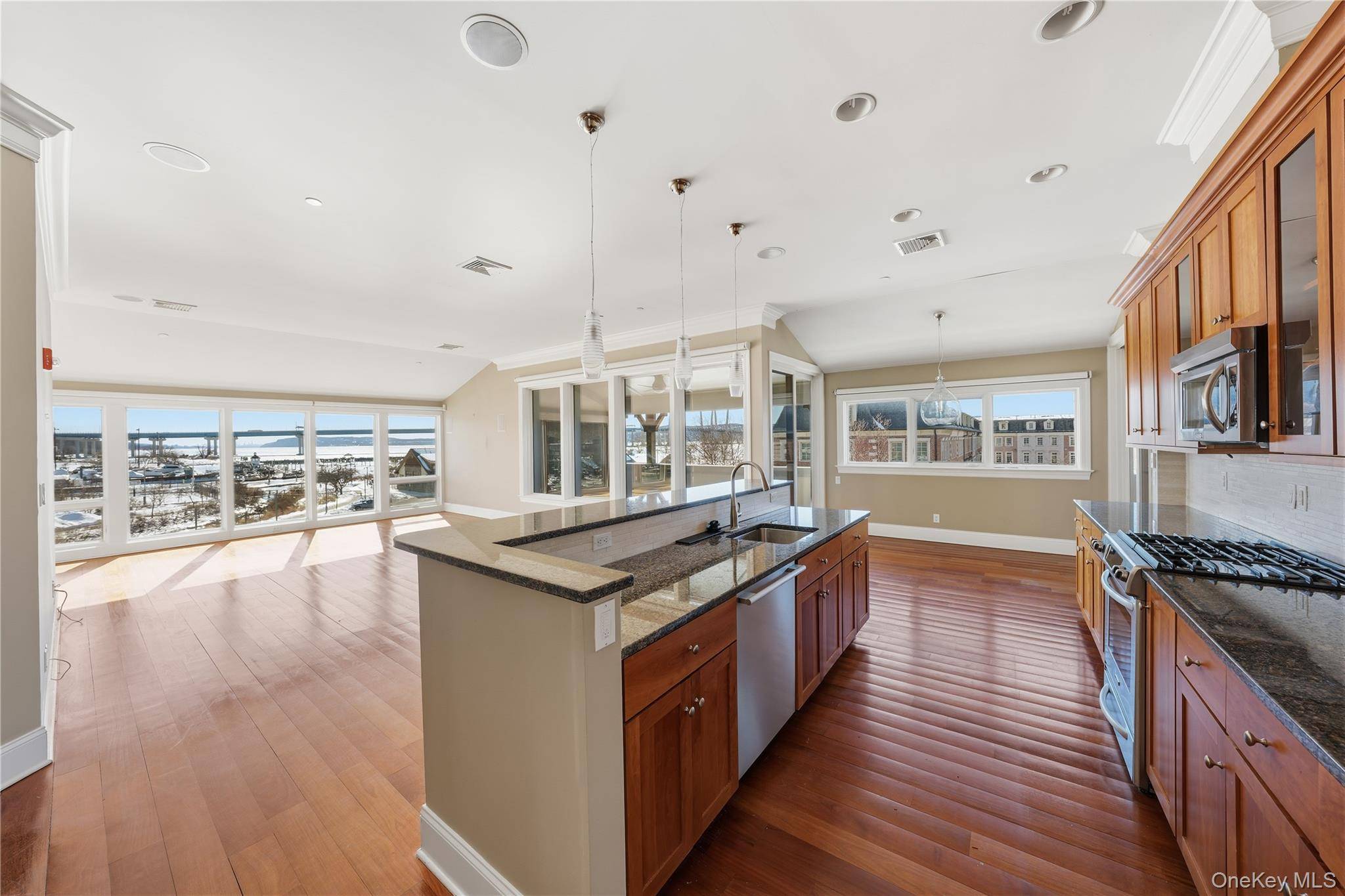 127 W Main ST #300, Tarrytown, NY 10591