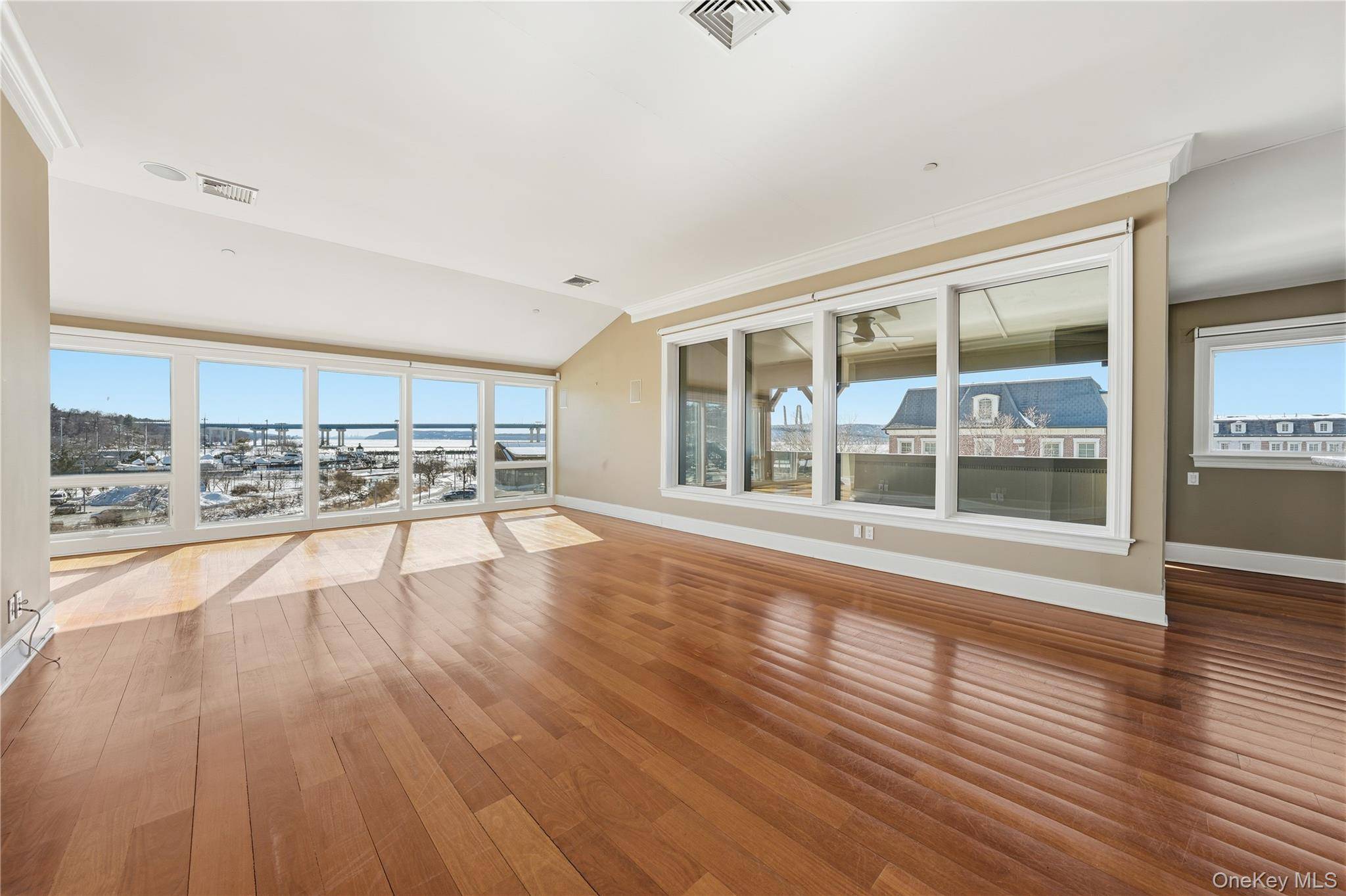 127 W Main ST #300, Tarrytown, NY 10591