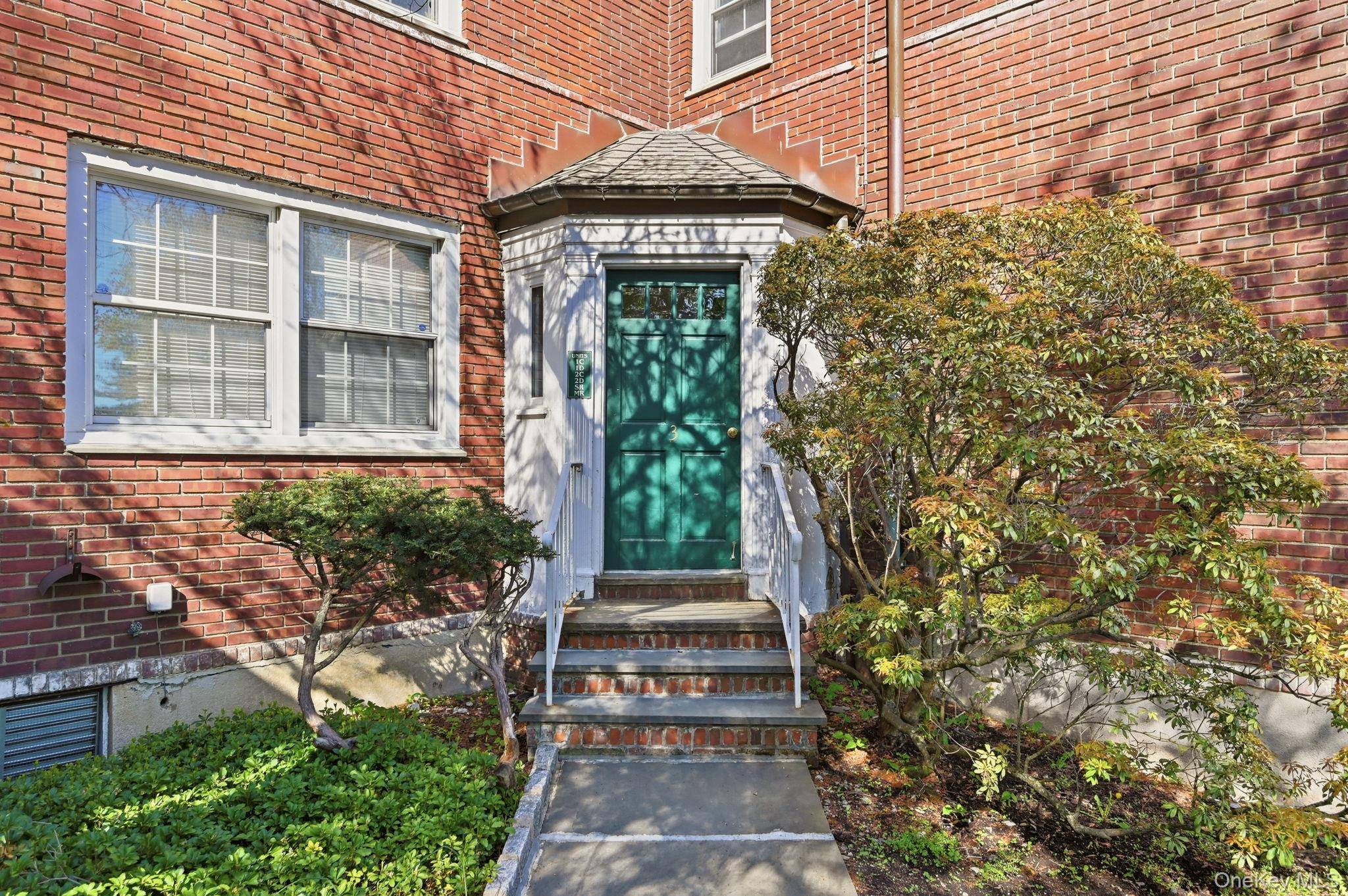 3 Campus Place ##MR, Scarsdale, NY 10583