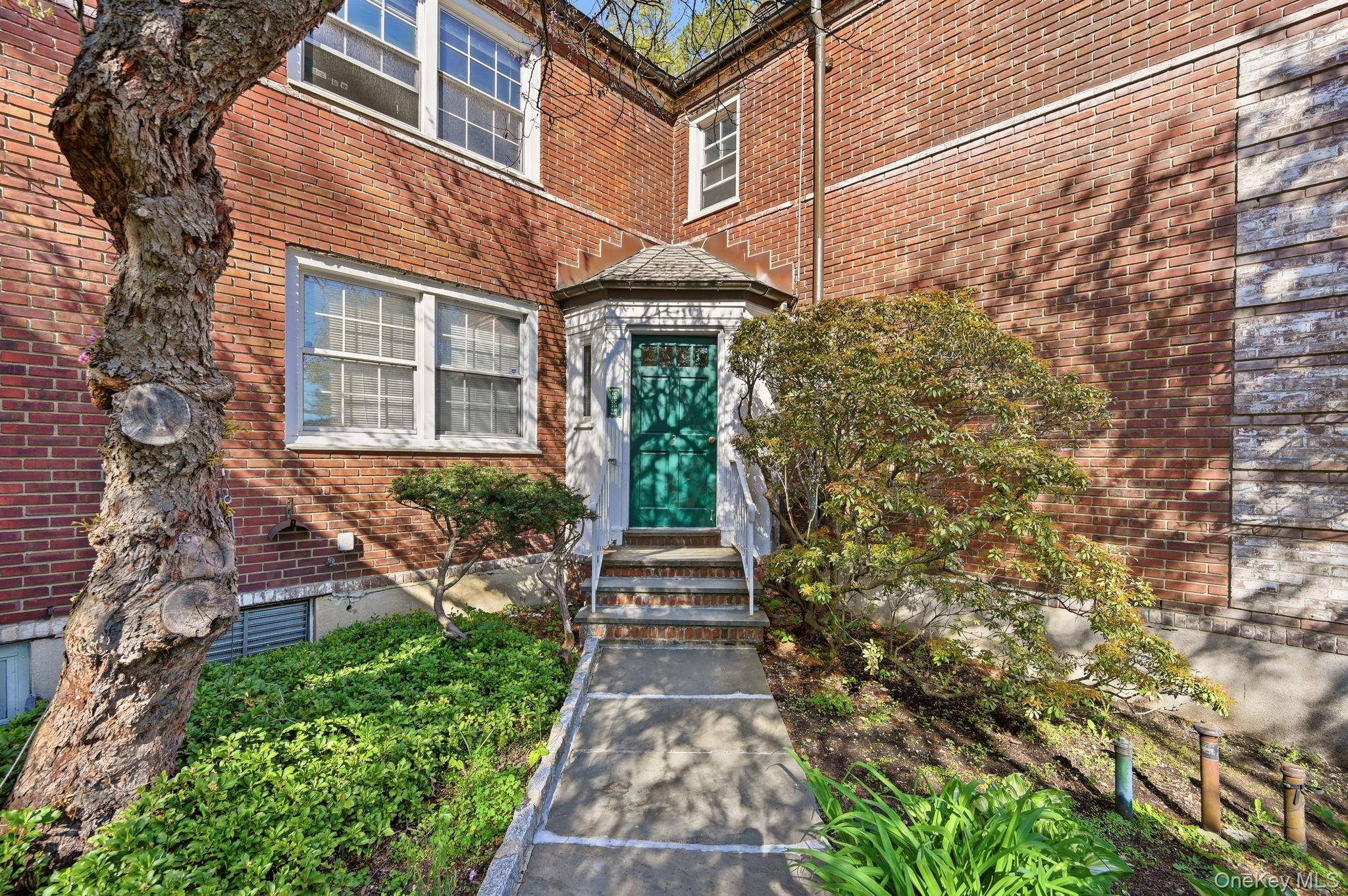 3 Campus Place ##MR, Scarsdale, NY 10583