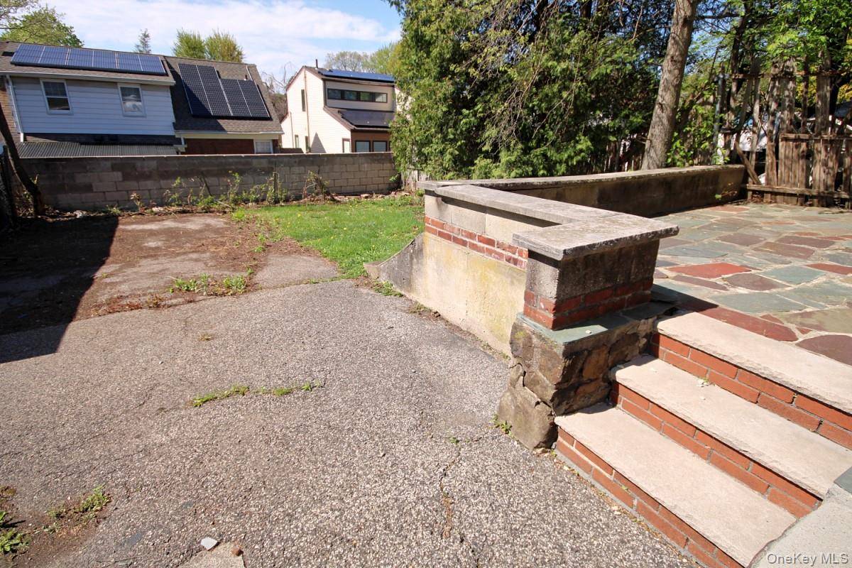 1051 victory BLVD, Staten Island, NY 10301