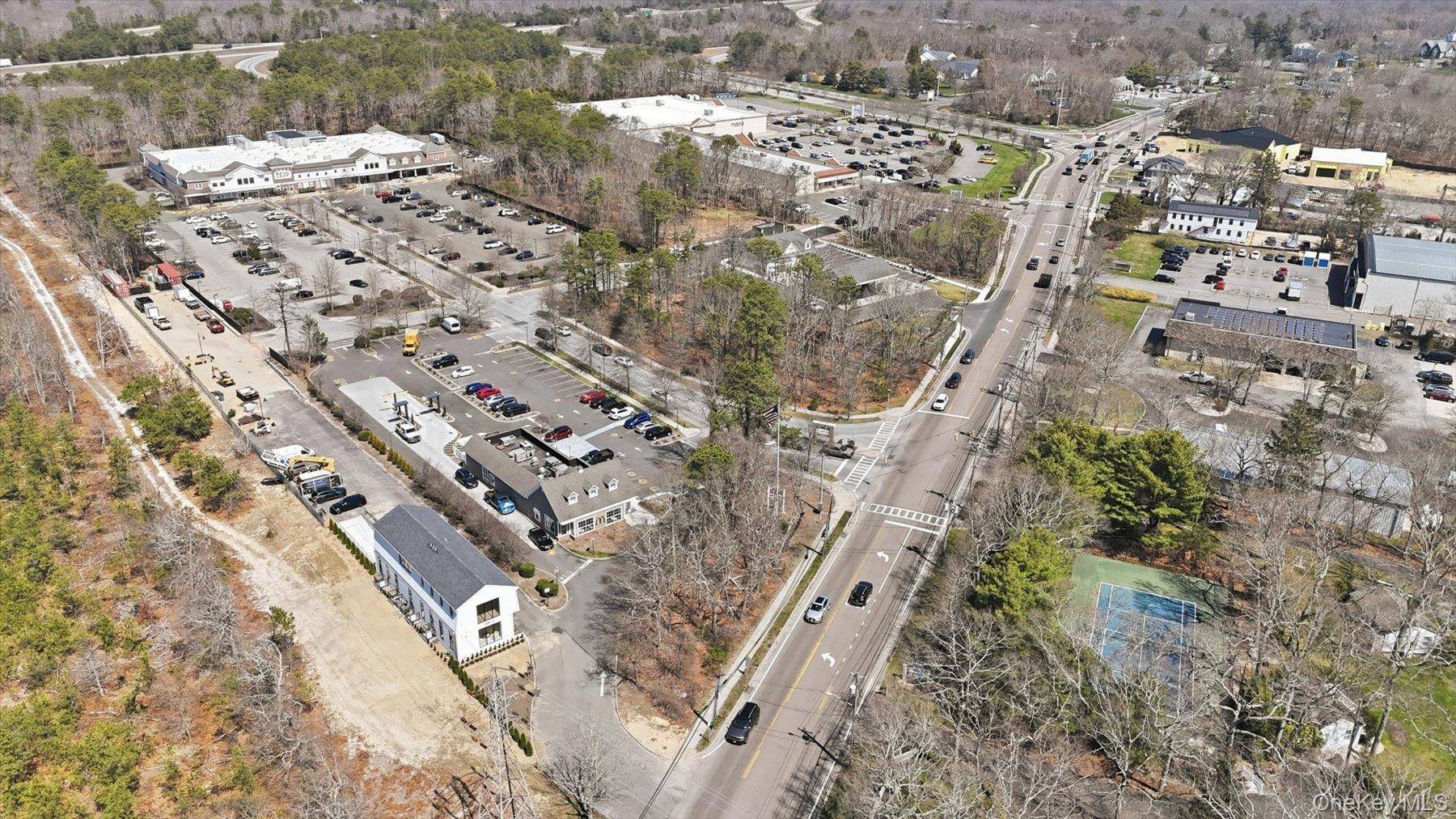 200 W Montauk HWY #2nd Floor, Unit 2B, Hampton Bays, NY 11946