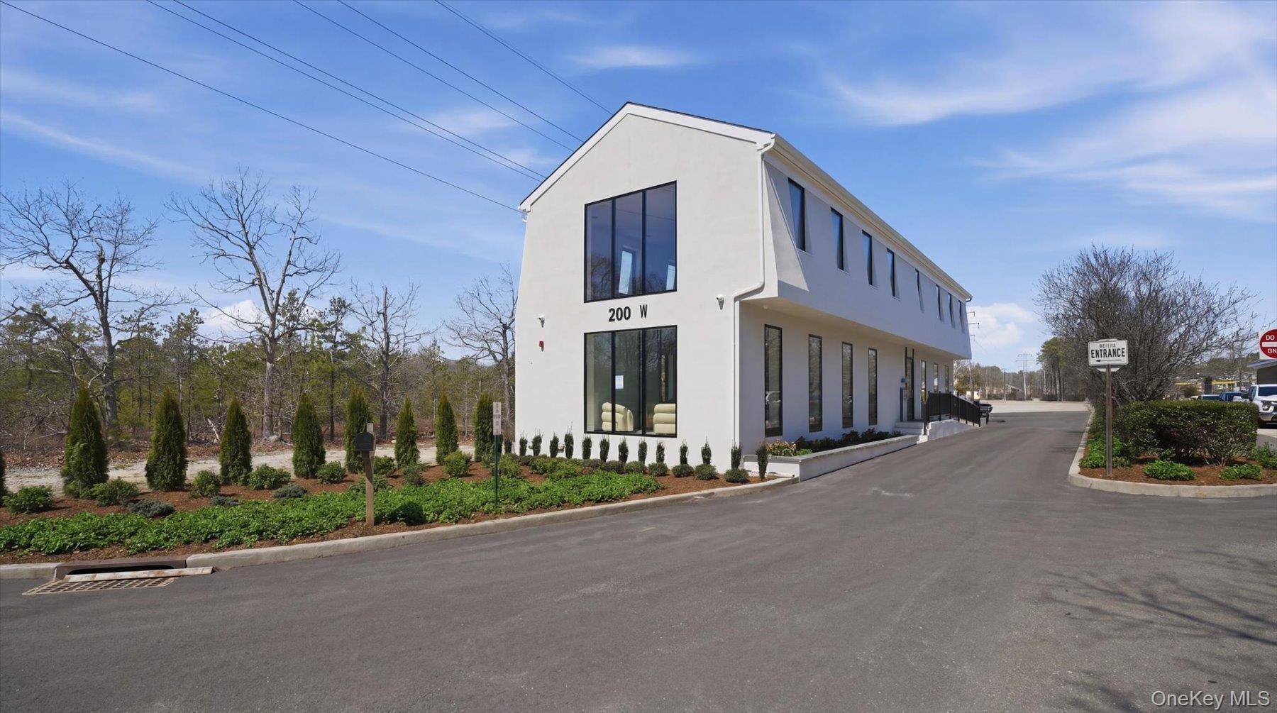 200 W Montauk HWY #2nd Floor, Unit 2A, Hampton Bays, NY 11946