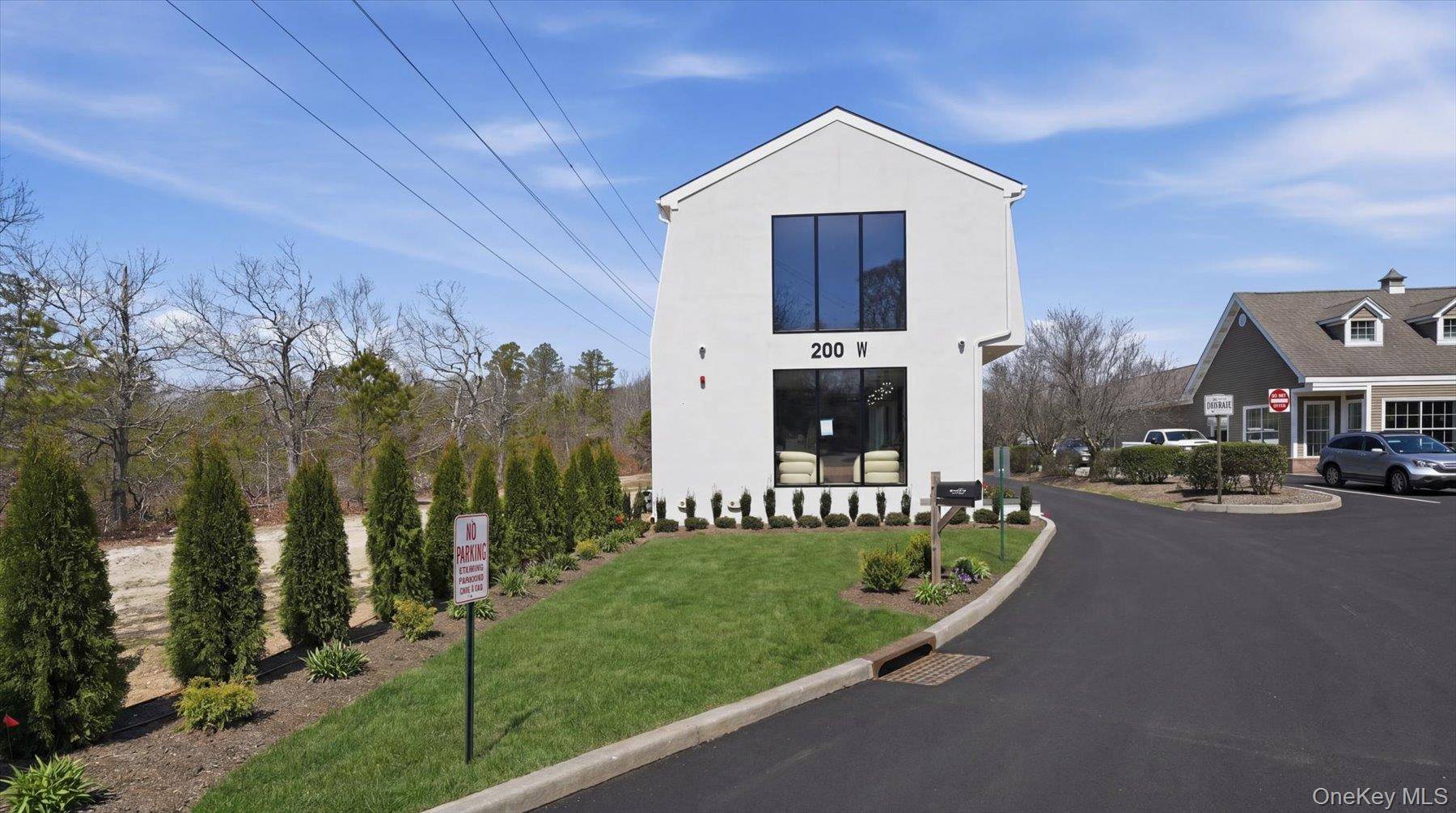 200 W Montauk HWY #2nd Floor, Unit 2A, Hampton Bays, NY 11946