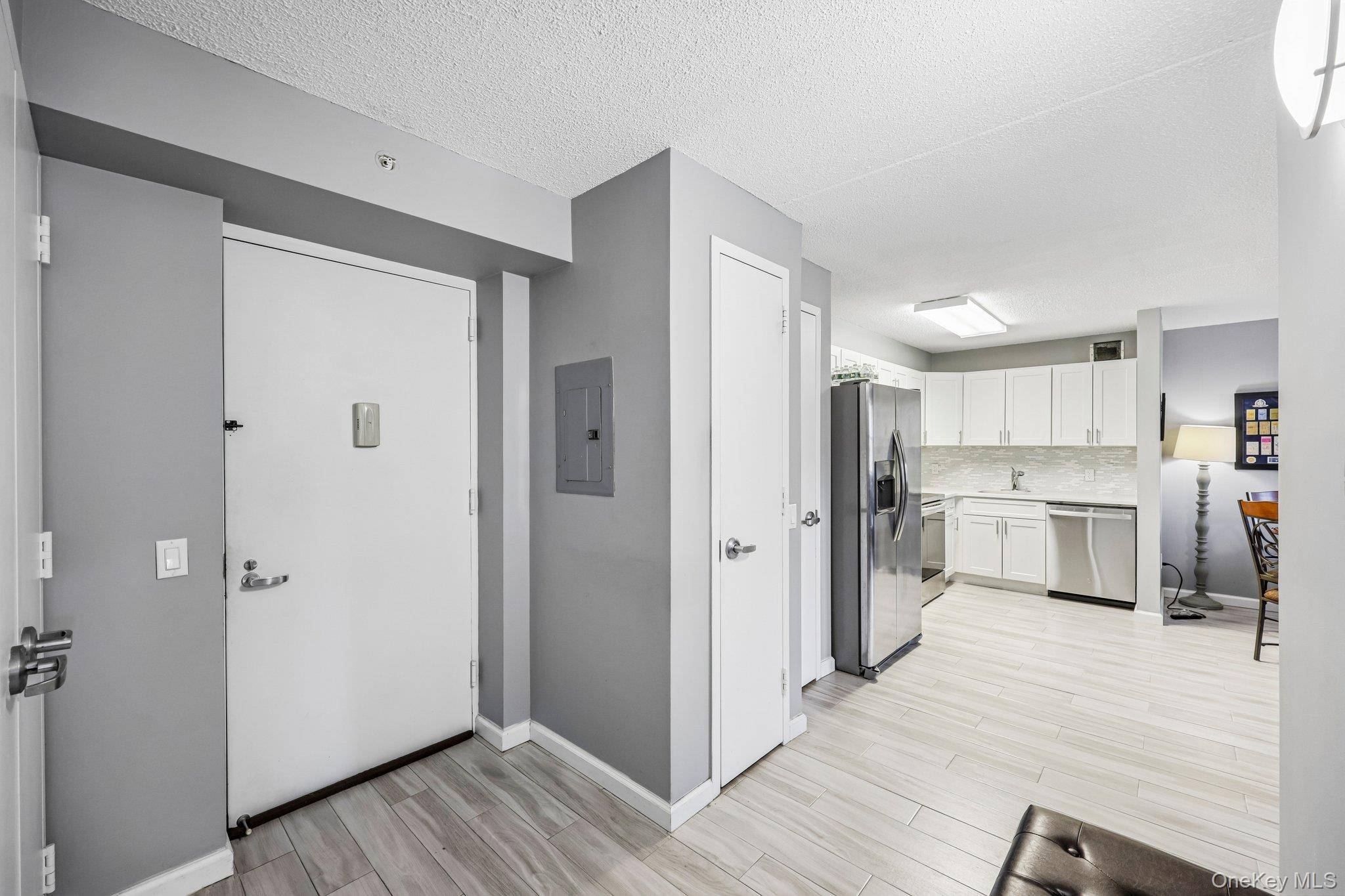 260 Beach 81st ST #2D, Rockaway Beach, NY 11693