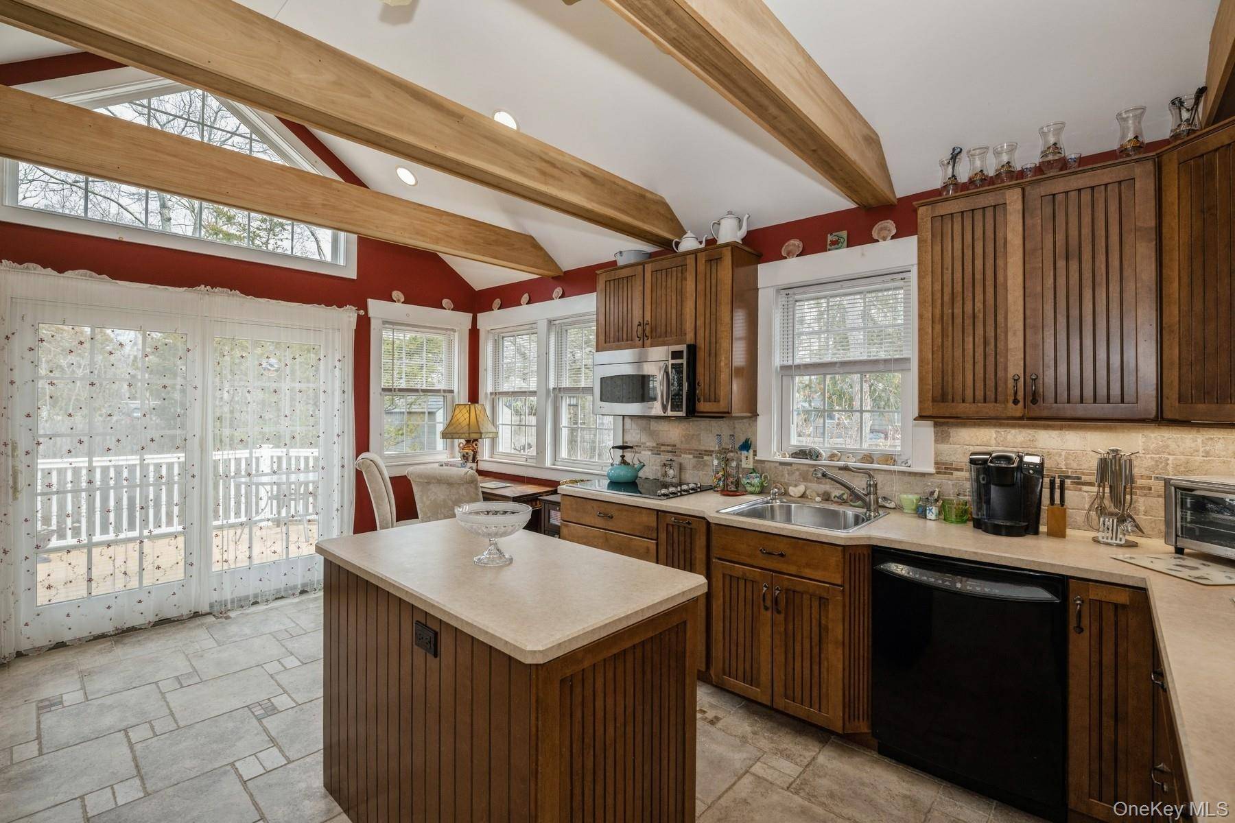 229 Springville RD, Hampton Bays, NY 11946