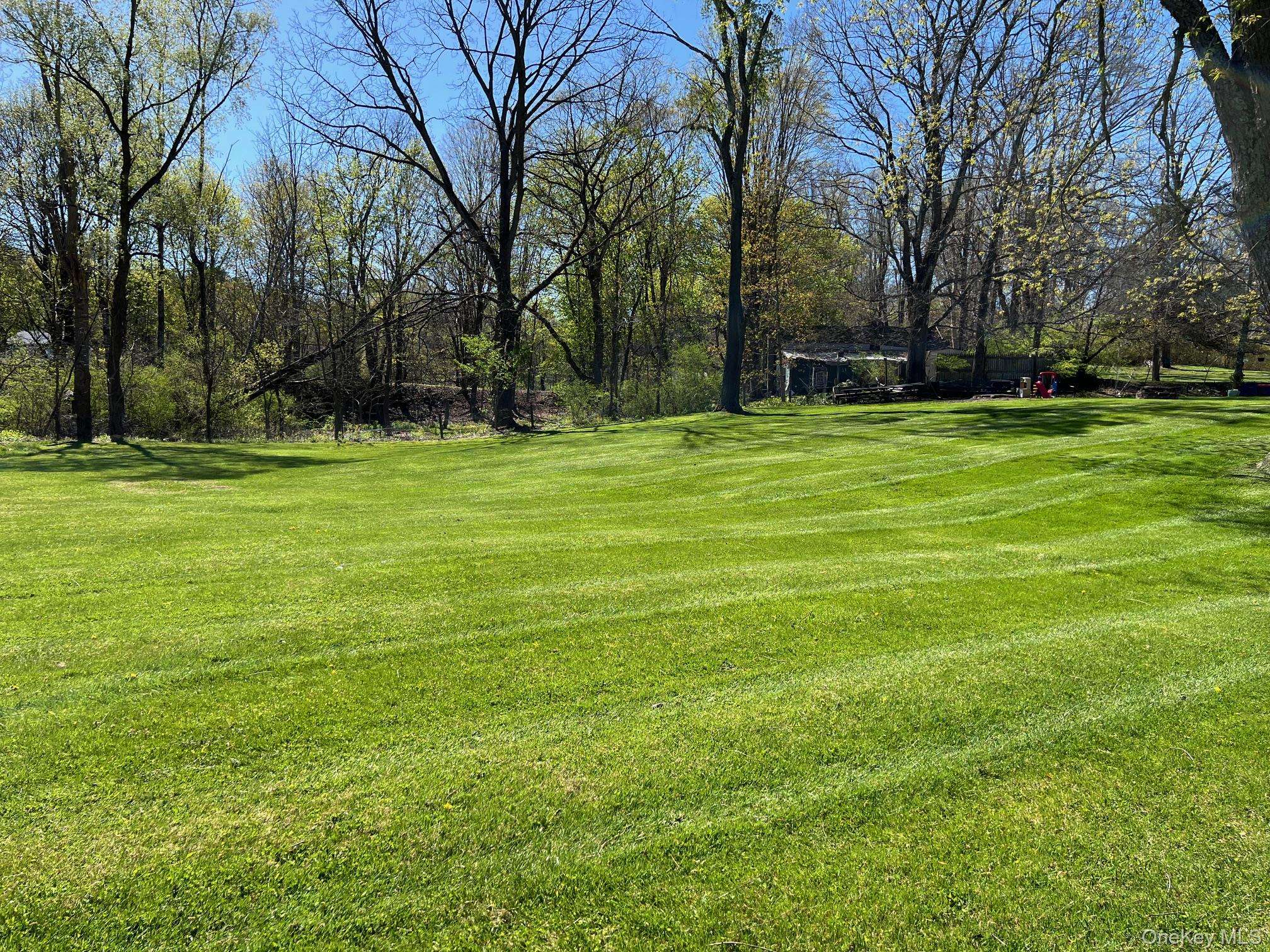 24 Wilson Eaton RD, Amenia, NY 12501