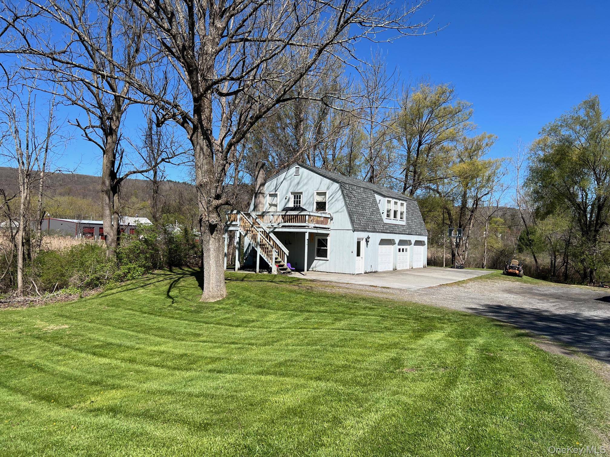 24 Wilson Eaton RD, Amenia, NY 12501