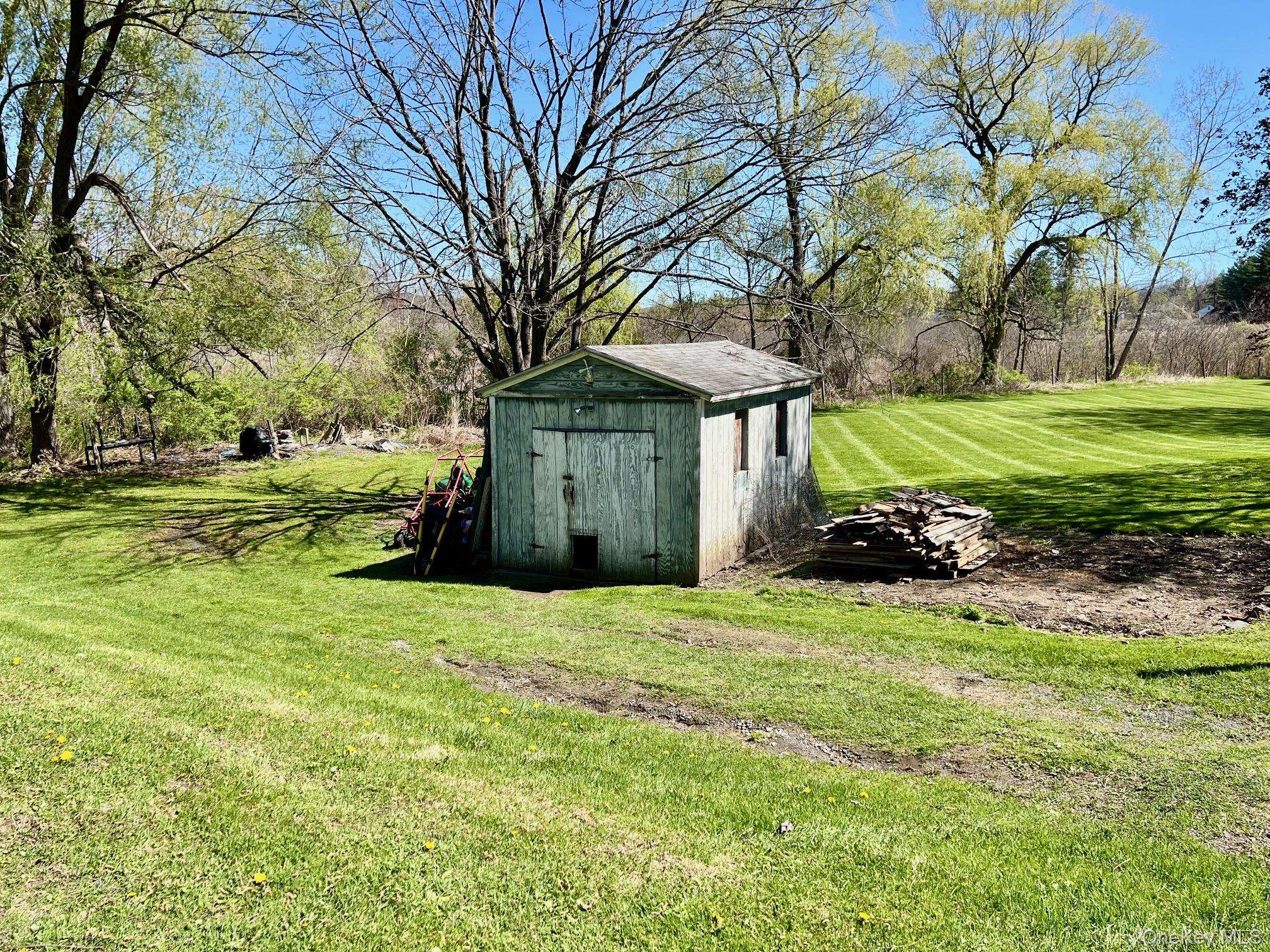 24 Wilson Eaton RD, Amenia, NY 12501