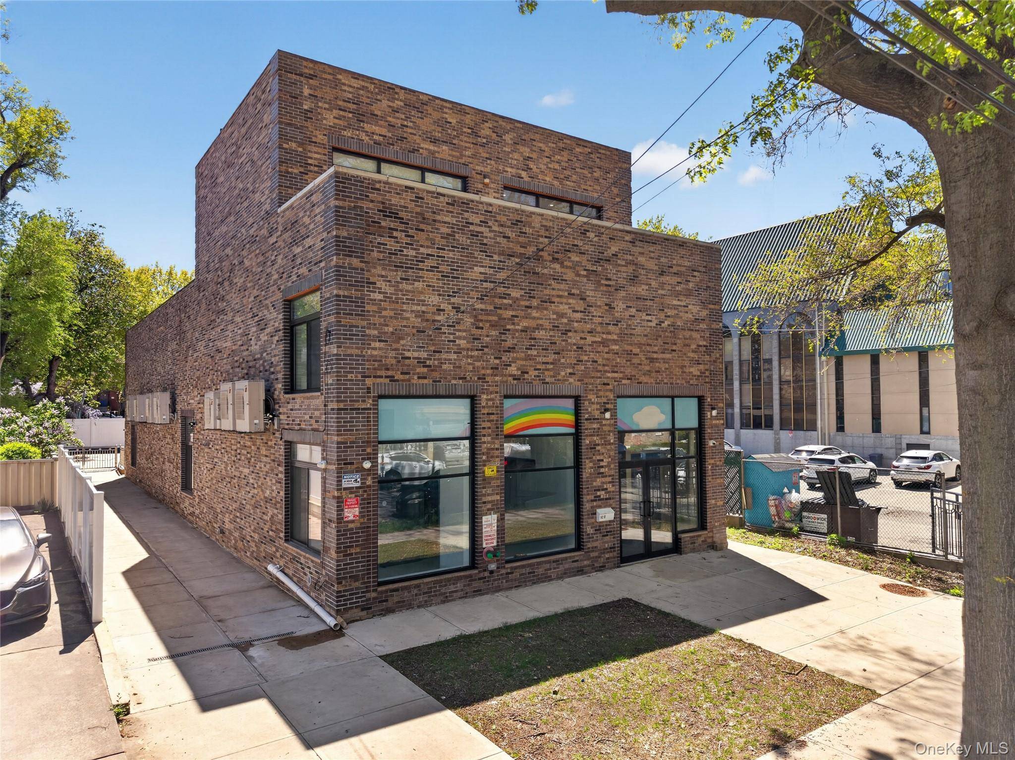 142-18 32 AVE, Flushing, NY 11354