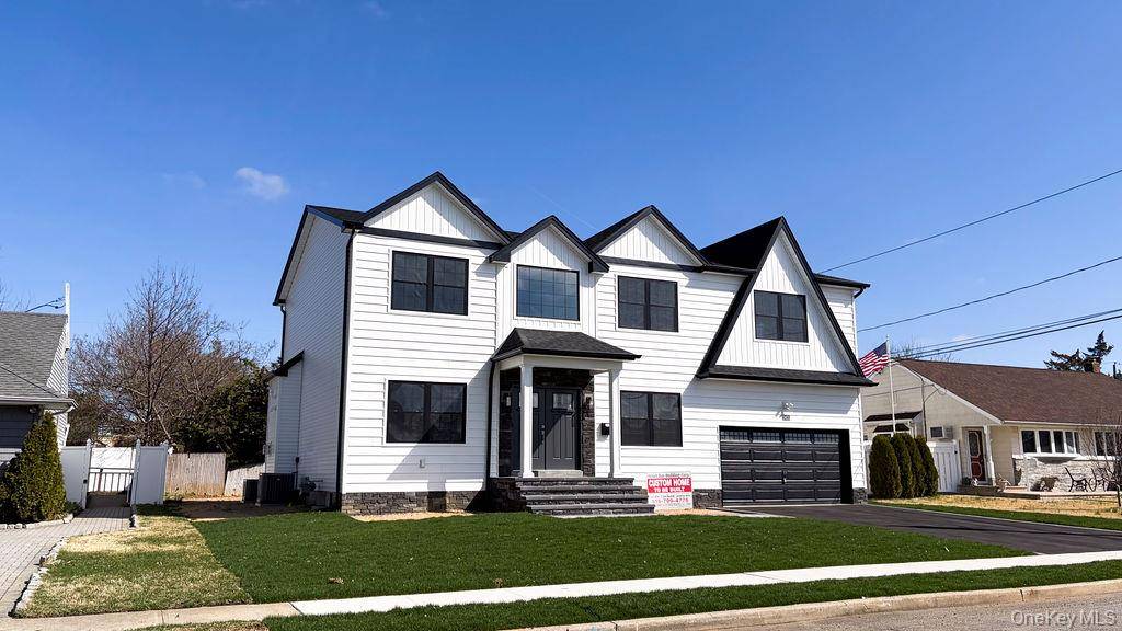 3421 Hawthorne DR, Wantagh, NY 11793