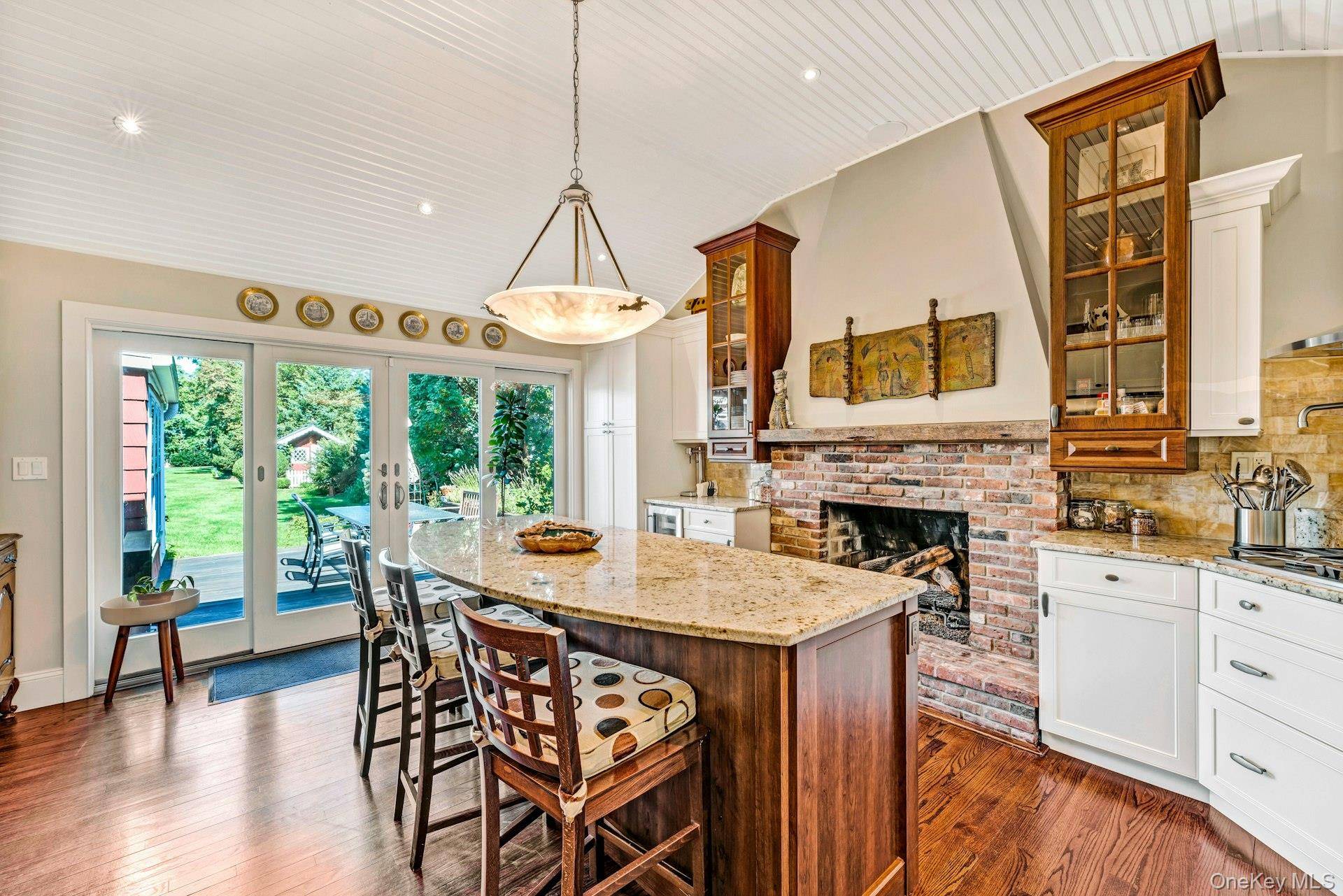 15405 Main RD, Mattituck, NY 11952