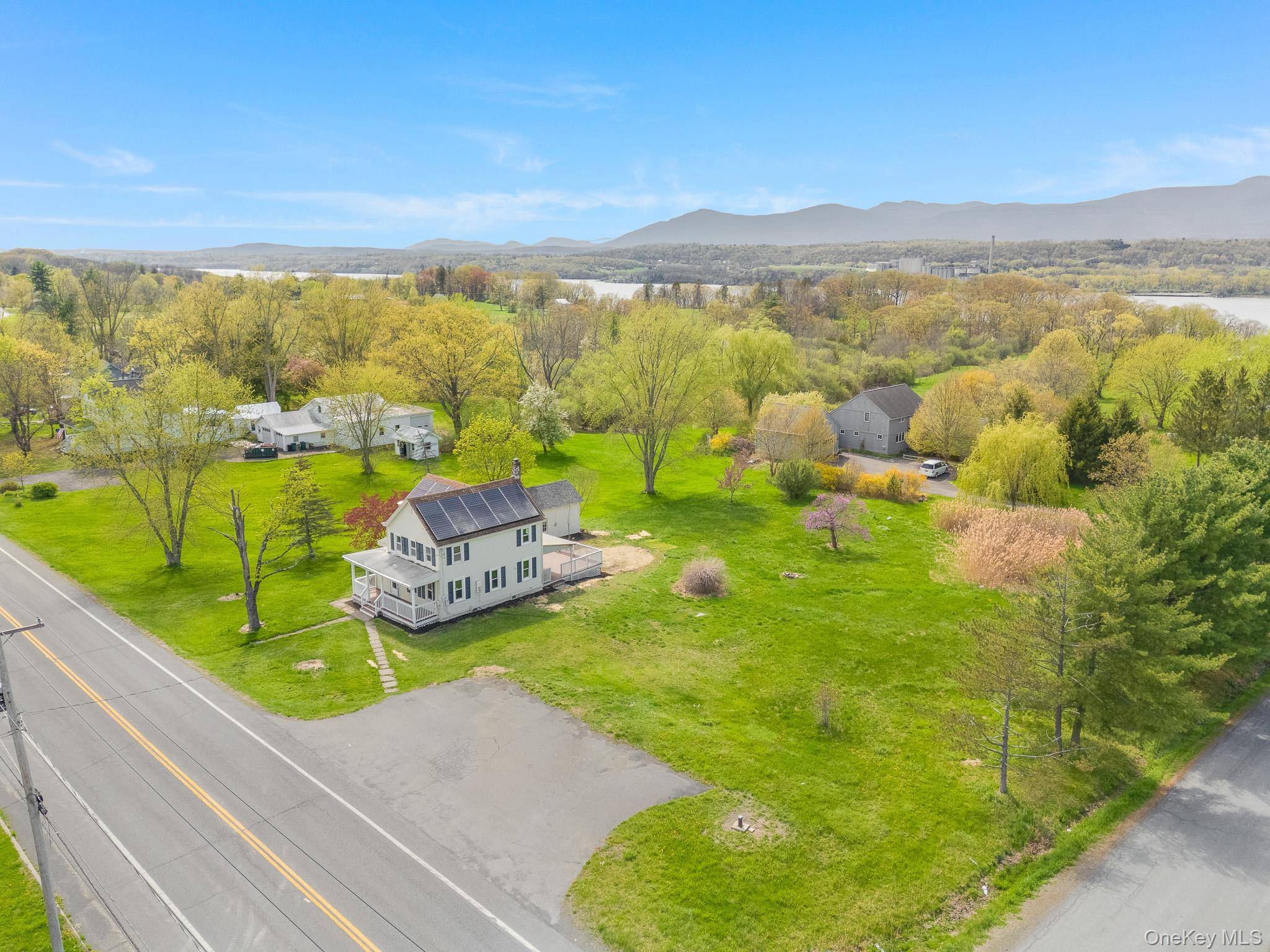 4421 State Route 9G, Germantown, NY 12526