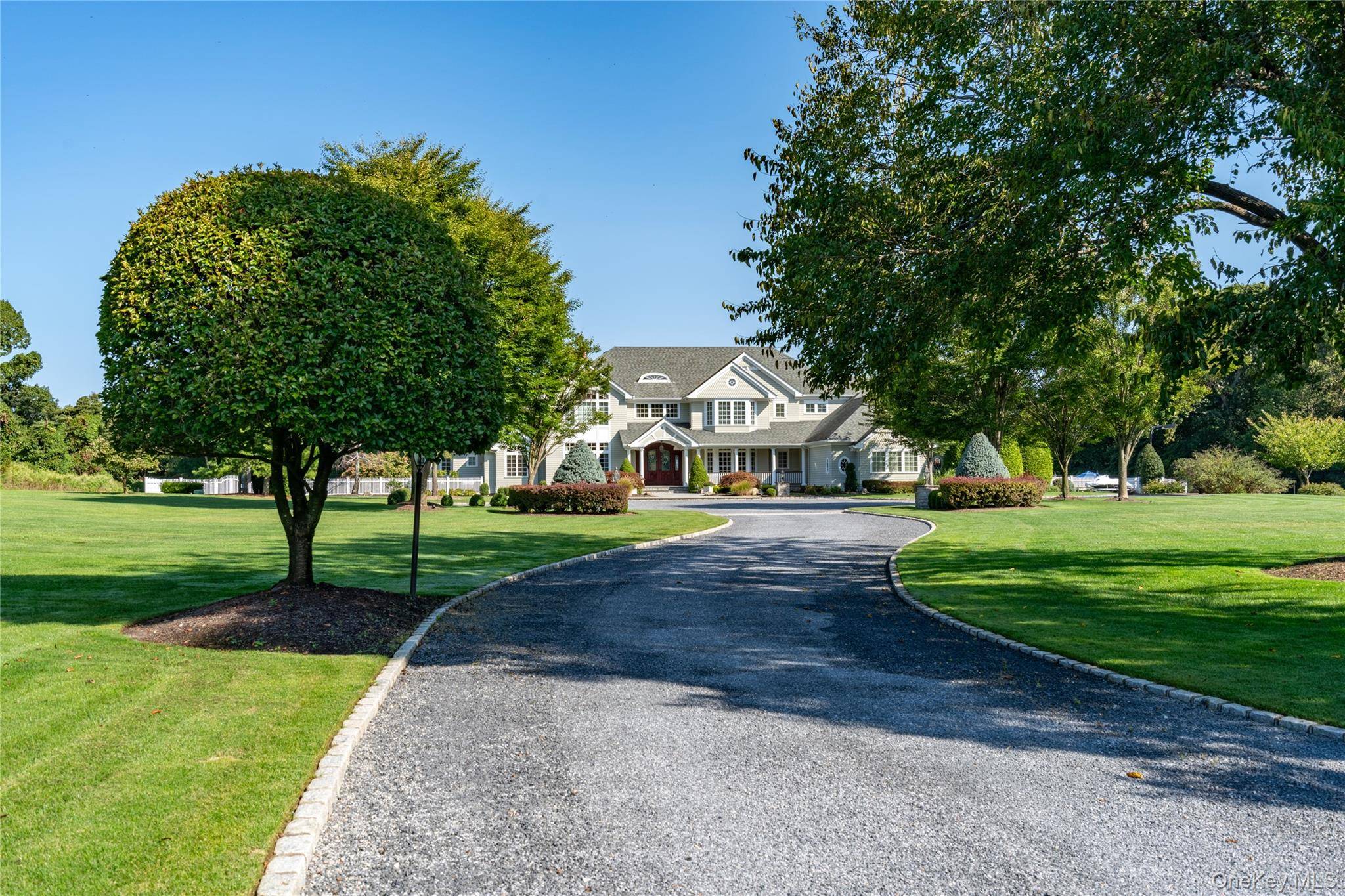 697 Short Beach RD, Nissequogue, NY 11780