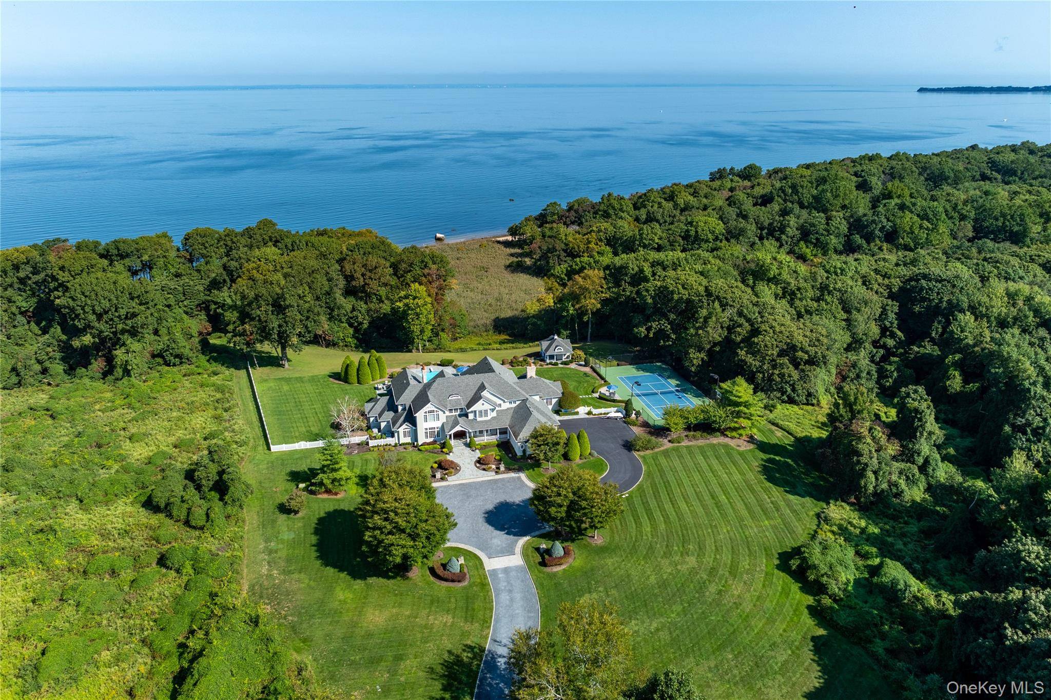 697 Short Beach RD, Nissequogue, NY 11780
