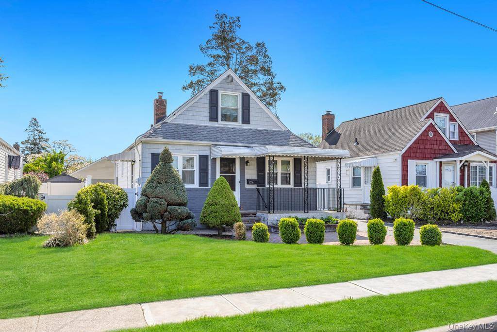 126 New York AVE, West Hempstead, NY 11552
