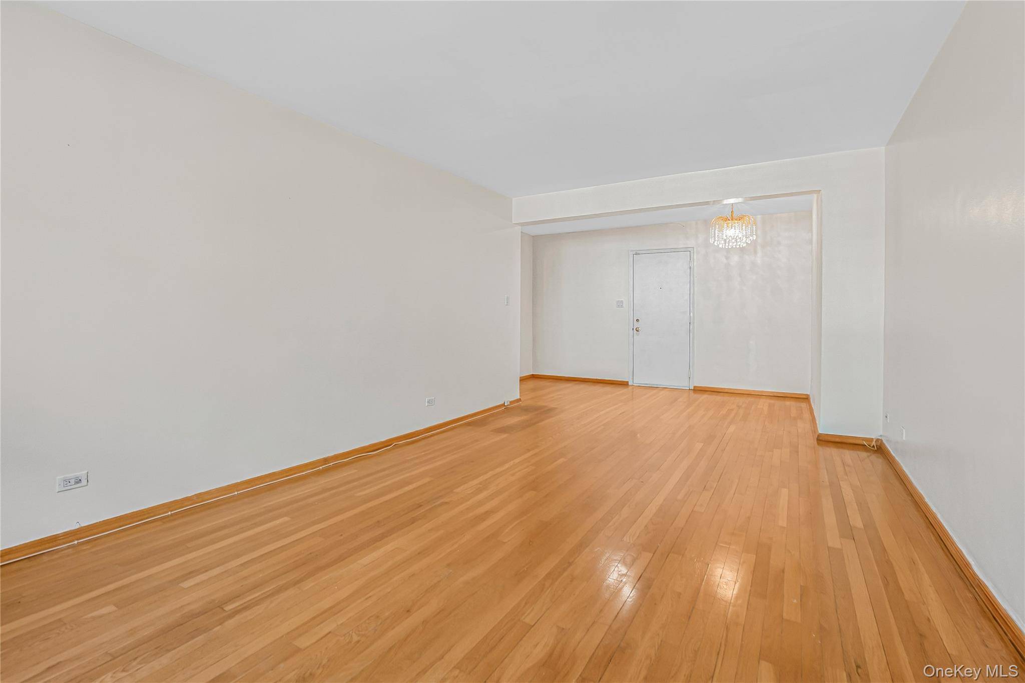102-18 64th AVE #2X, Forest Hills, NY 11375