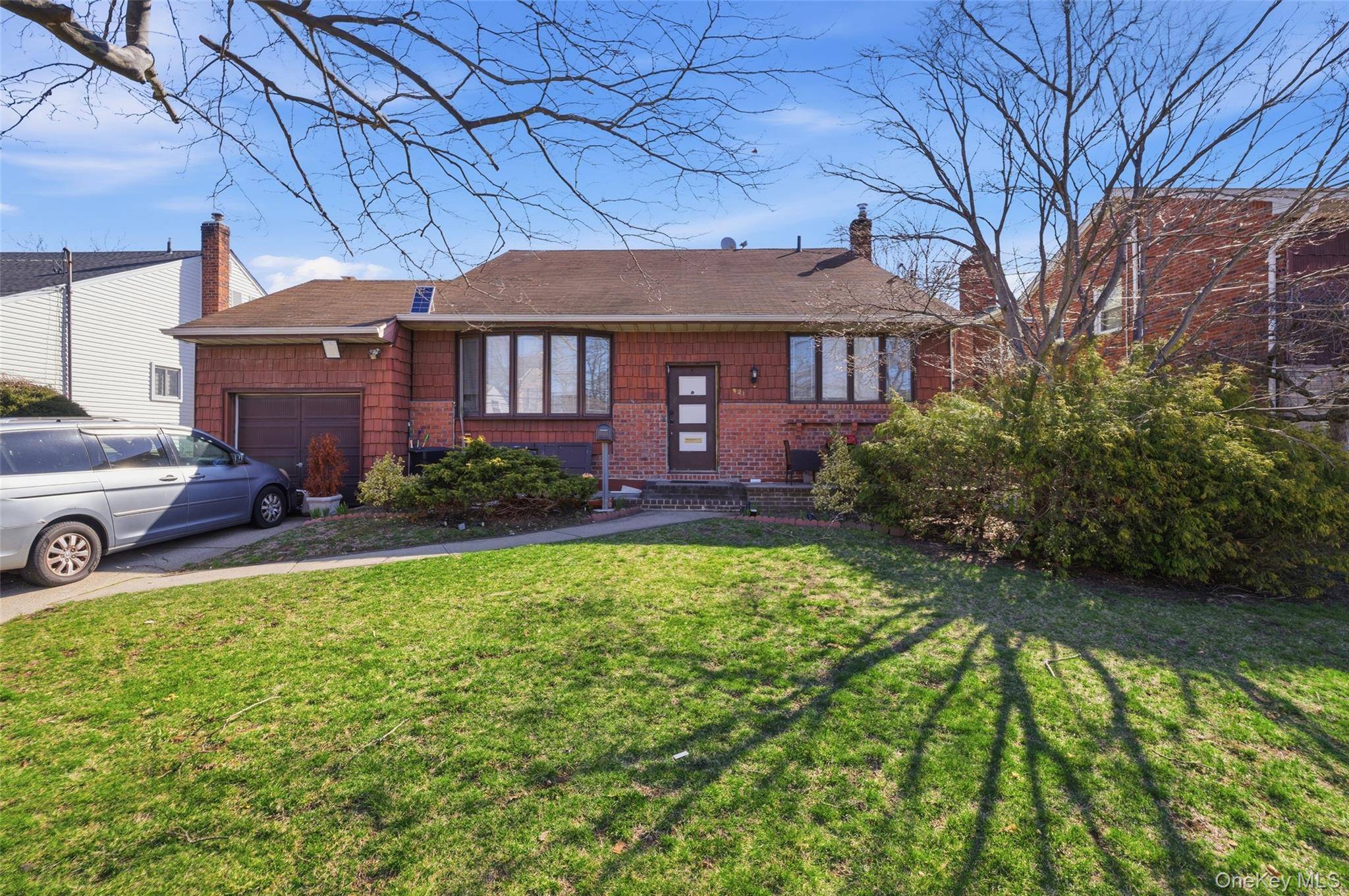 921 Edwards BLVD, Valley Stream, NY 11580