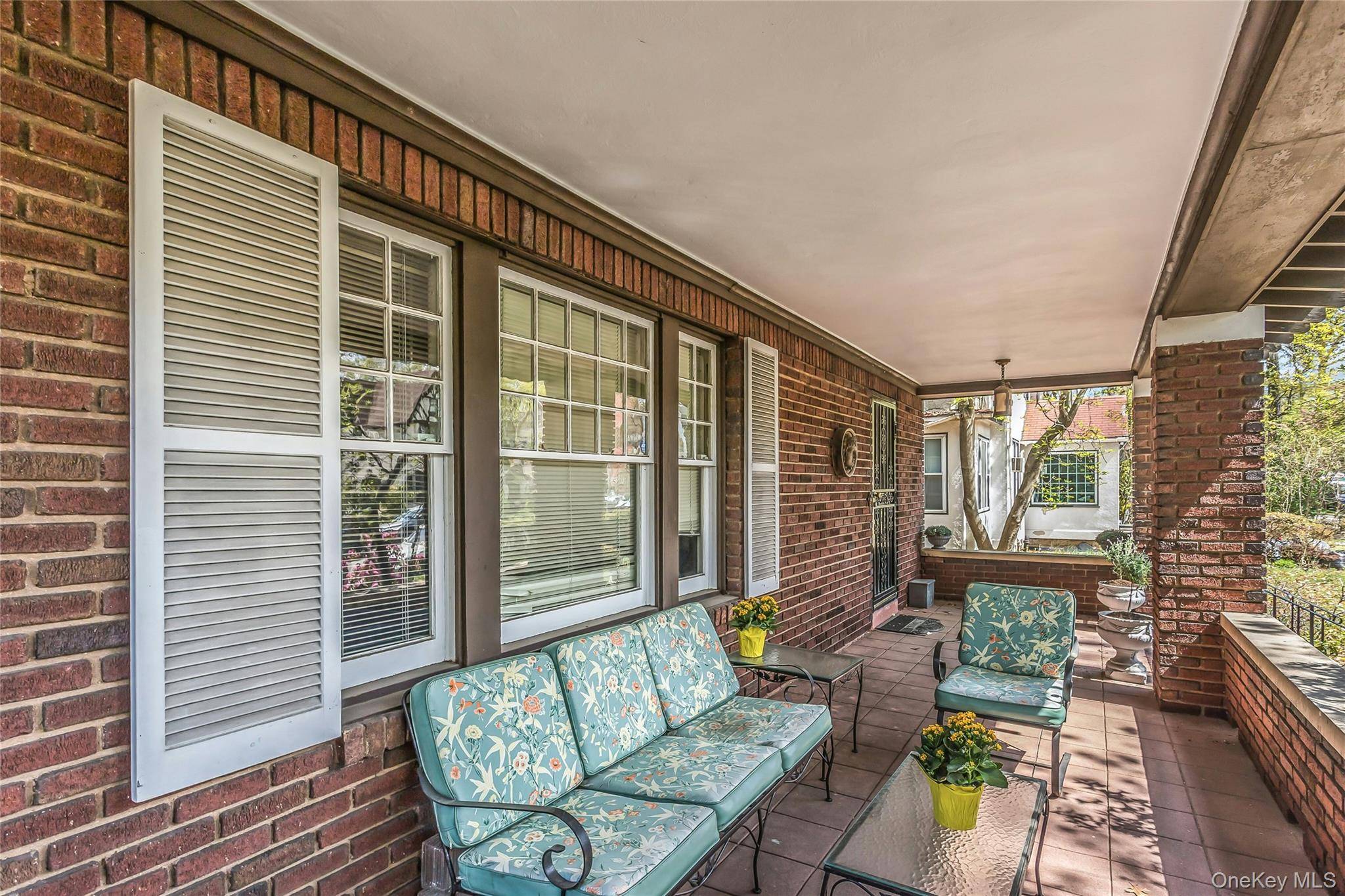 116 82nd RD, Kew Gardens, NY 11415