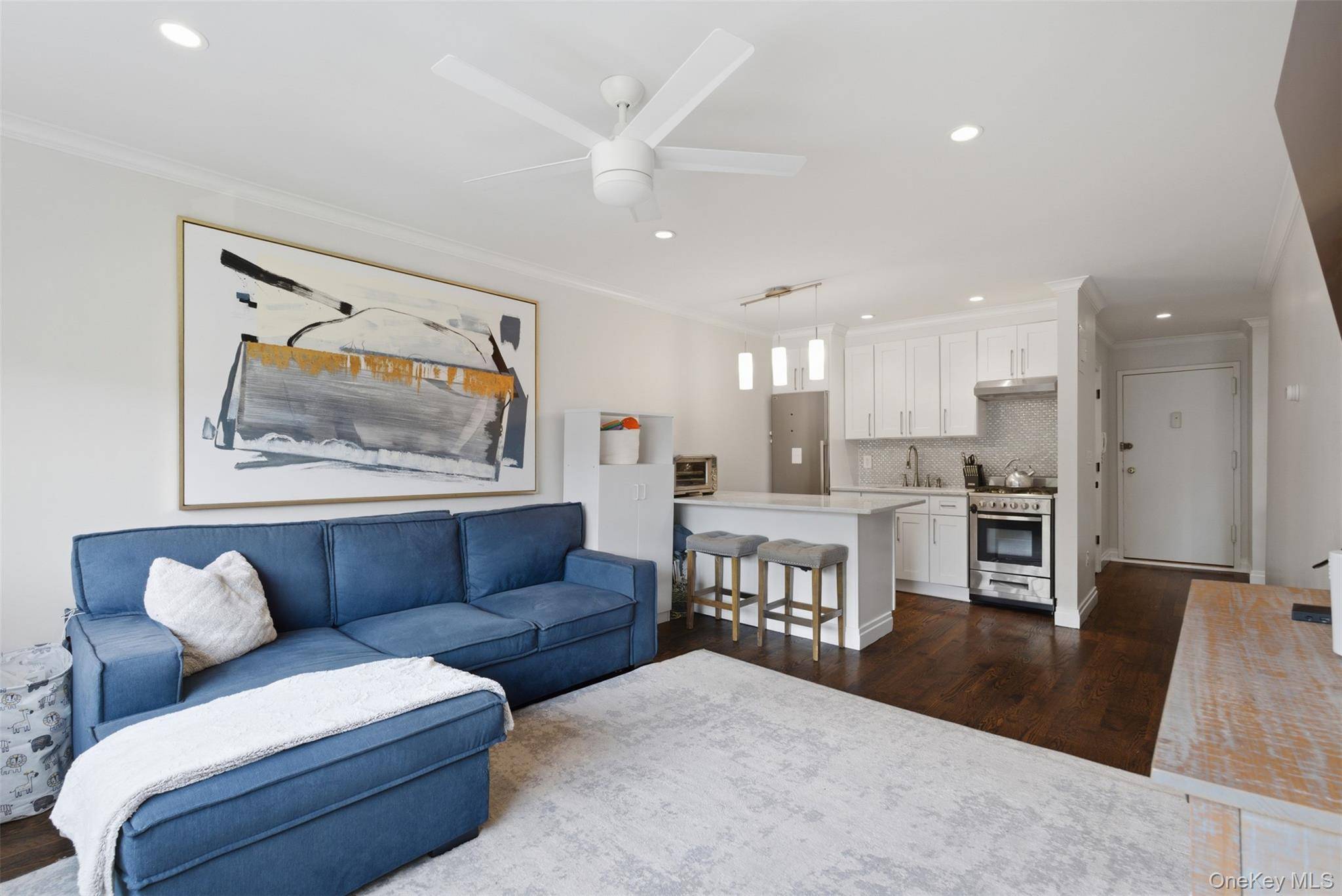 828 Pelhamdale AVE #3j, New Rochelle, NY 10801