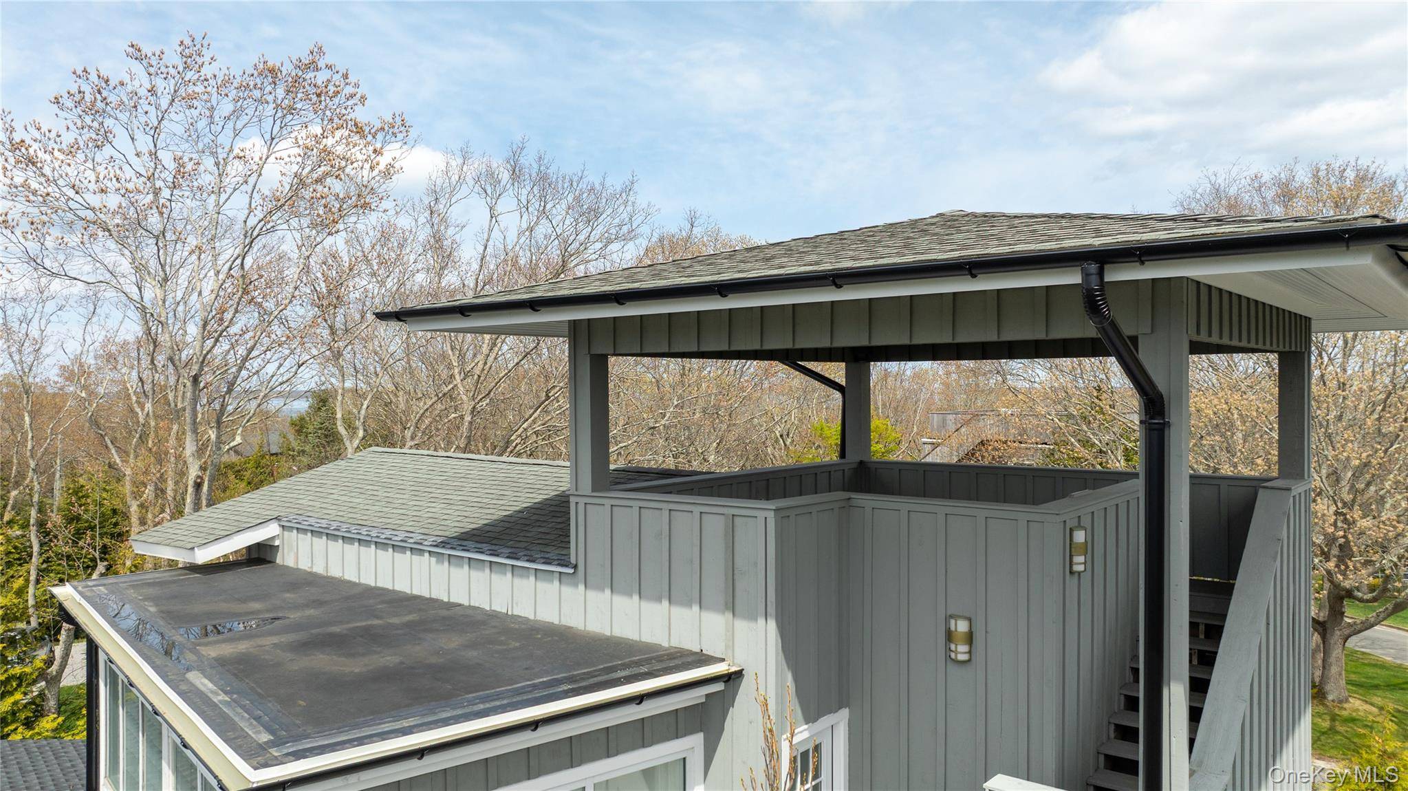1 Carver ST, Sag Harbor, NY 11963