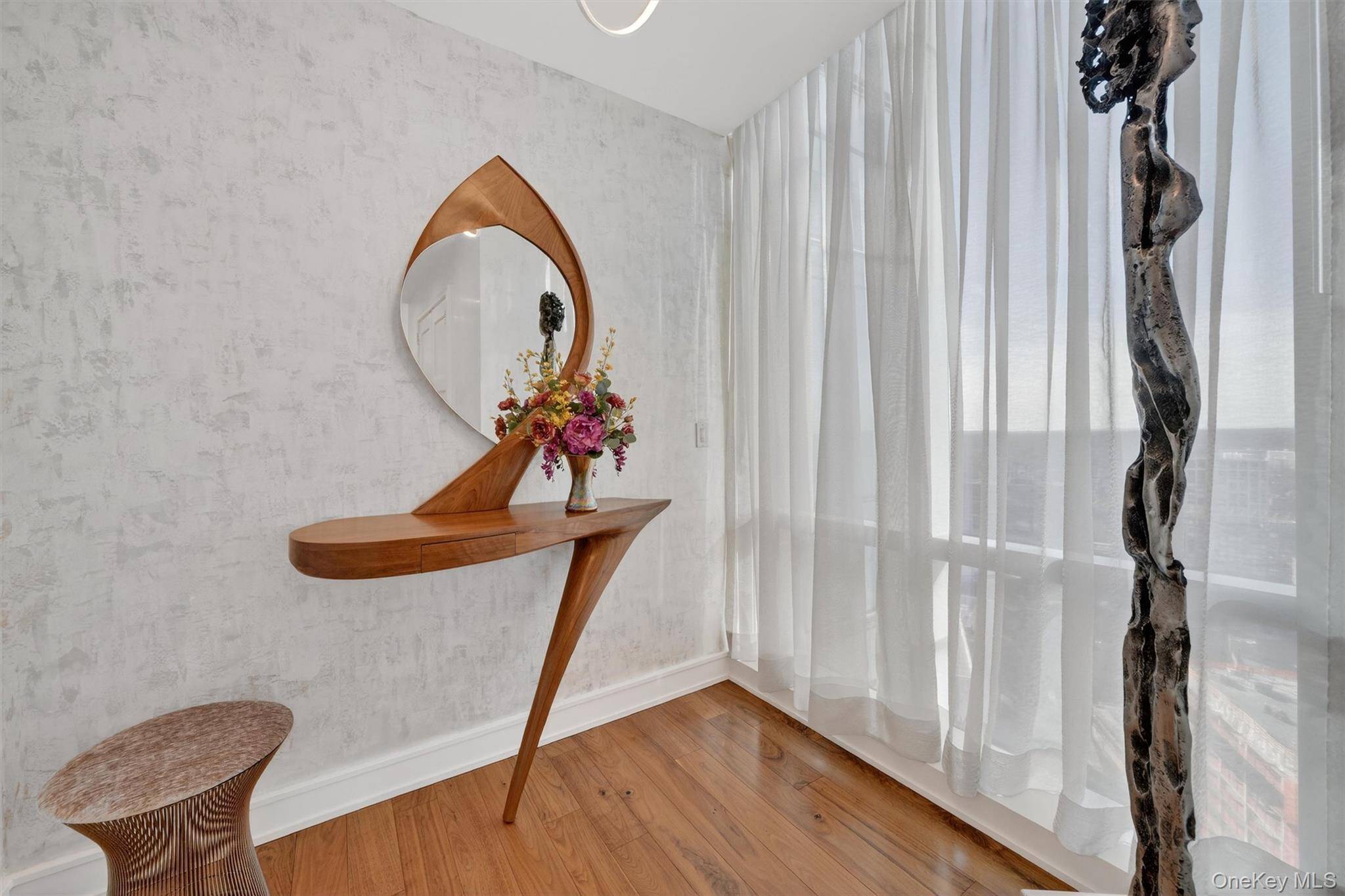 5 Renaissance SQ #PH6C, White Plains, NY 10601