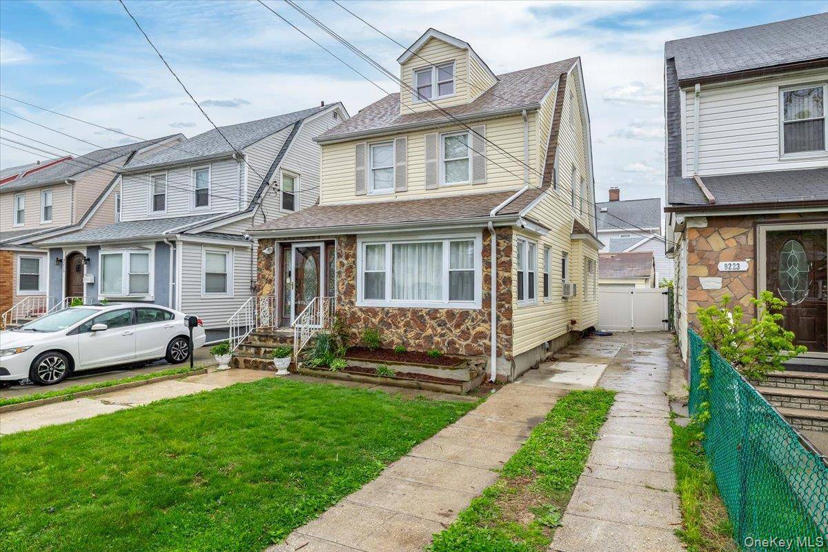 9219 218th ST, Queens Village, NY 11428