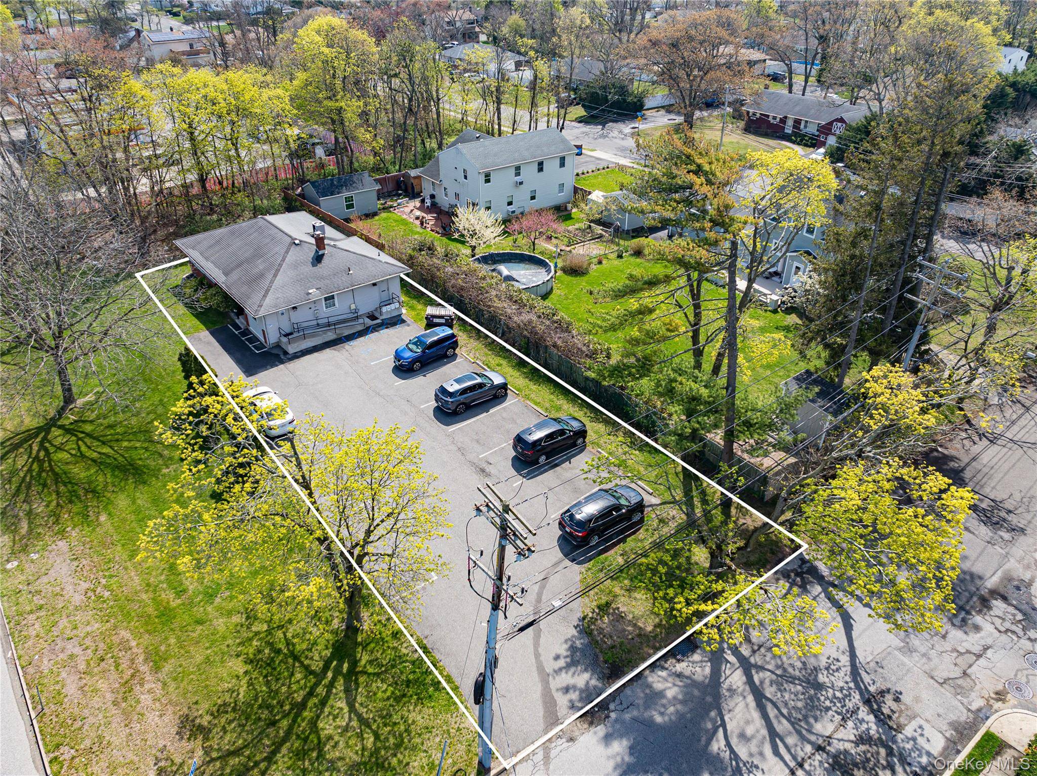 3250 Sunrise HWY, East Islip, NY 11730