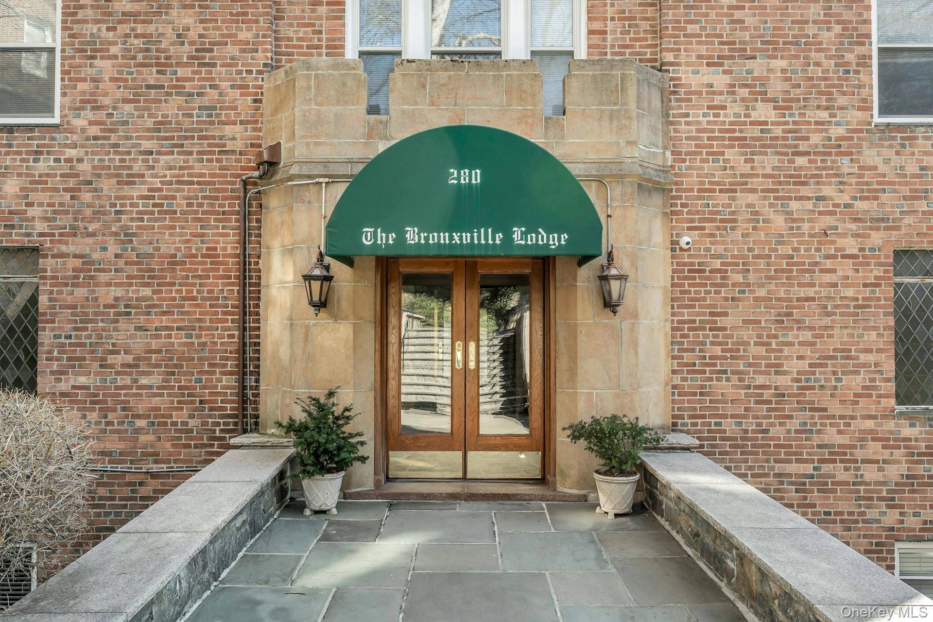 280 Bronxville RD #5X, Bronxville, NY 10708