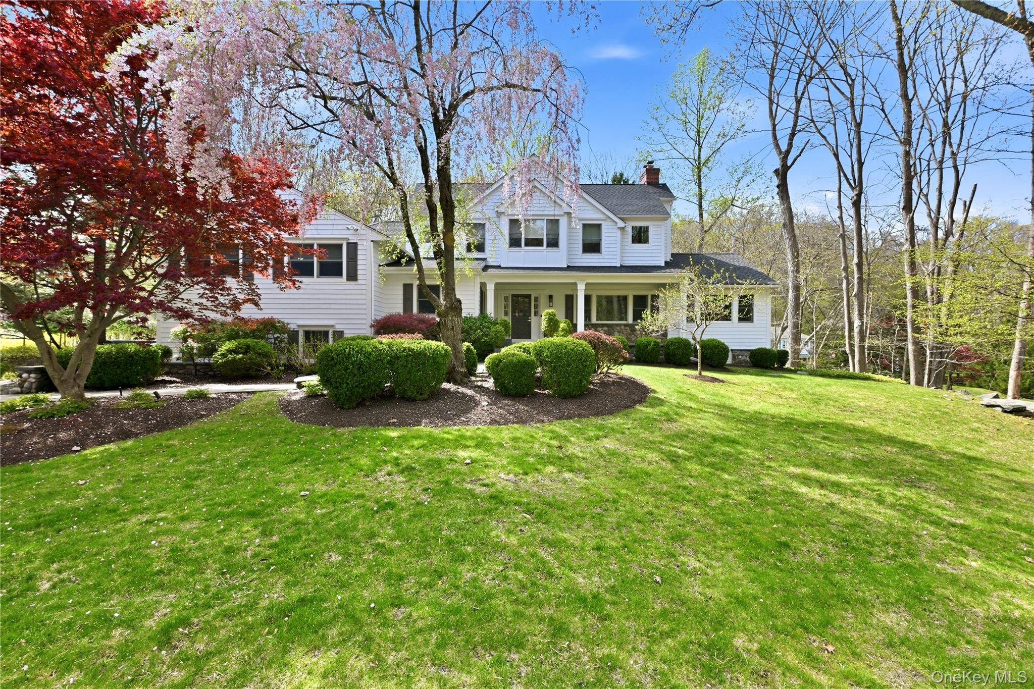 11 Thornewood RD, Armonk, NY 10504