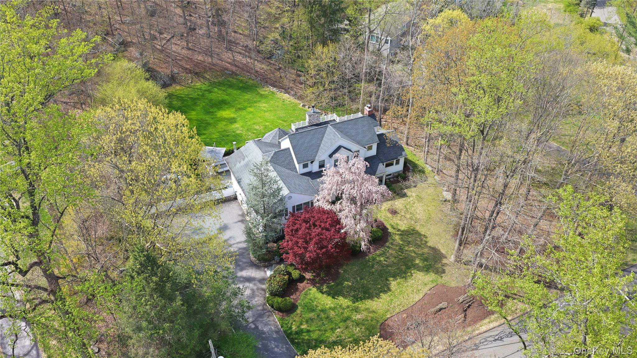 11 Thornewood RD, Armonk, NY 10504