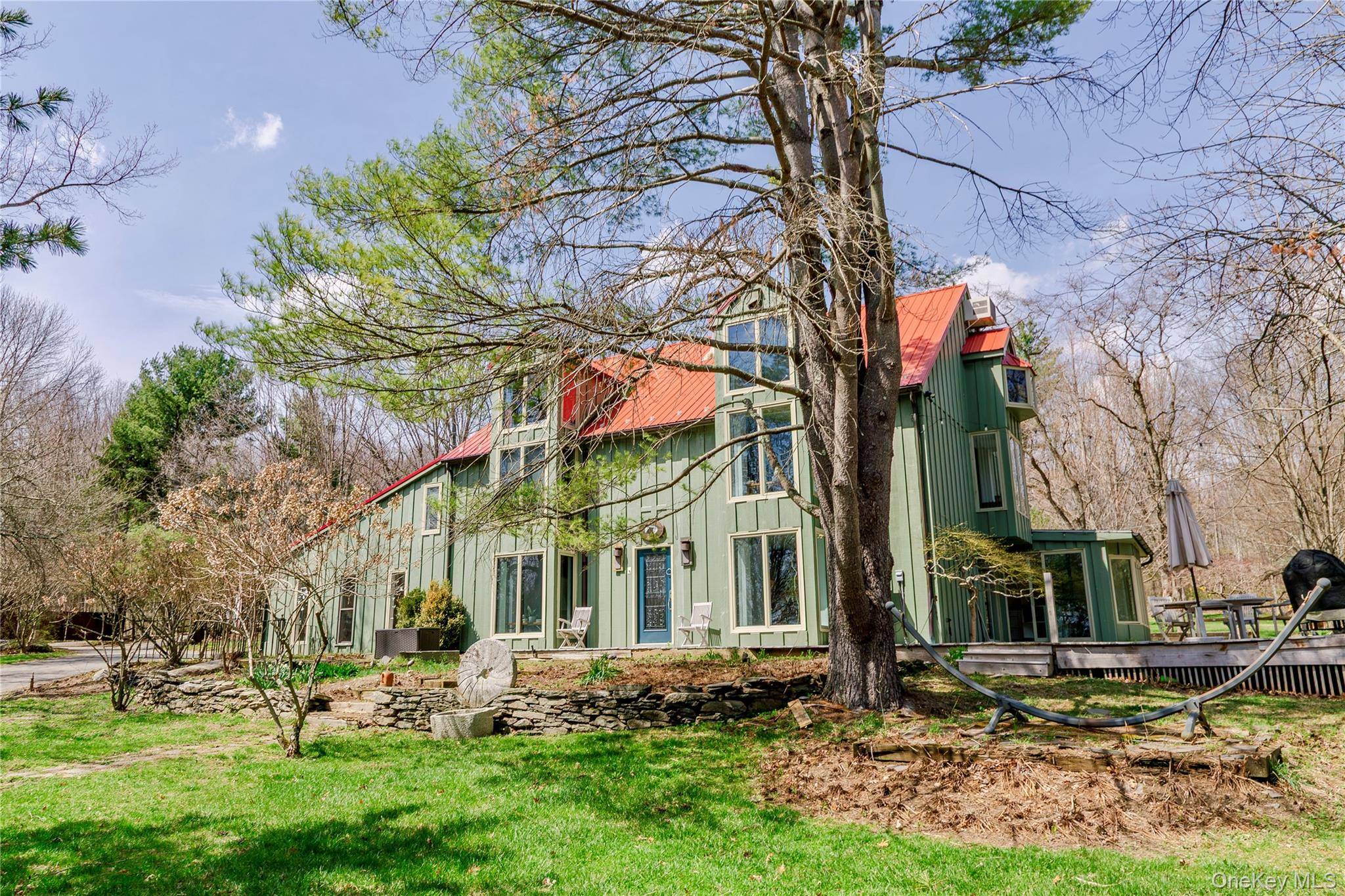 2339 State Route 82, Ancram, NY 12502