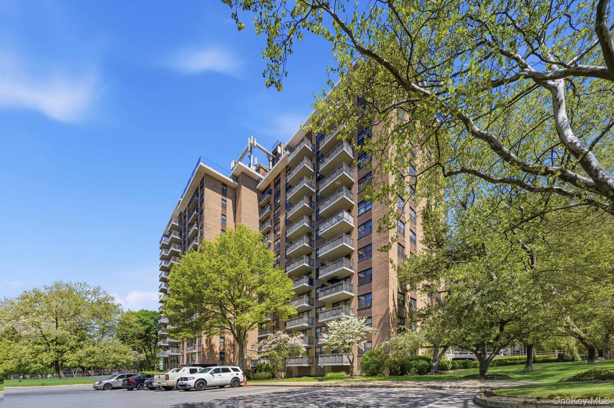 155 Ferris AVE ##7K, White Plains, NY 10603
