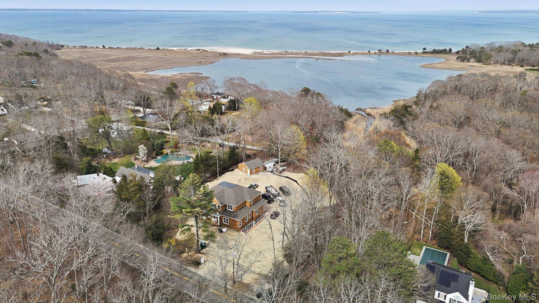 12 Red Creek RD, Hampton Bays, NY 11946