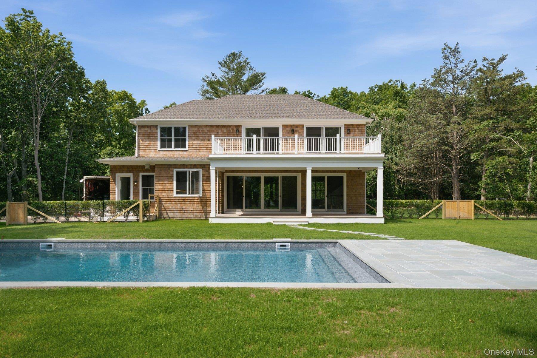 12 Red Creek RD, Hampton Bays, NY 11946