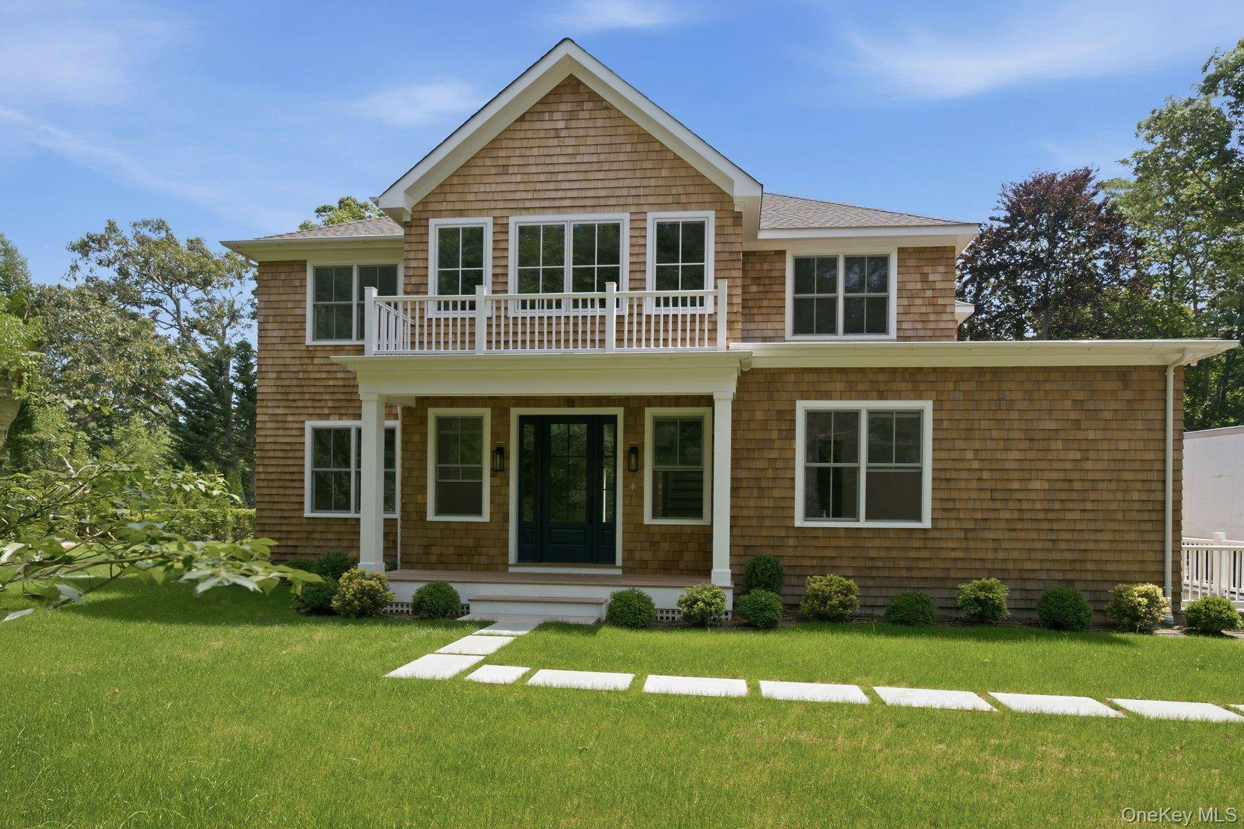 12 Red Creek RD, Hampton Bays, NY 11946