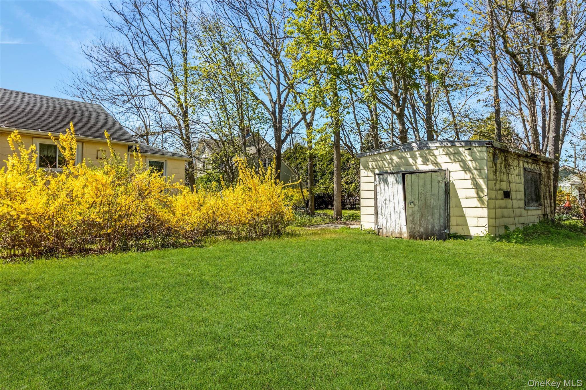 135 Corwin ST, Greenport, NY 11944