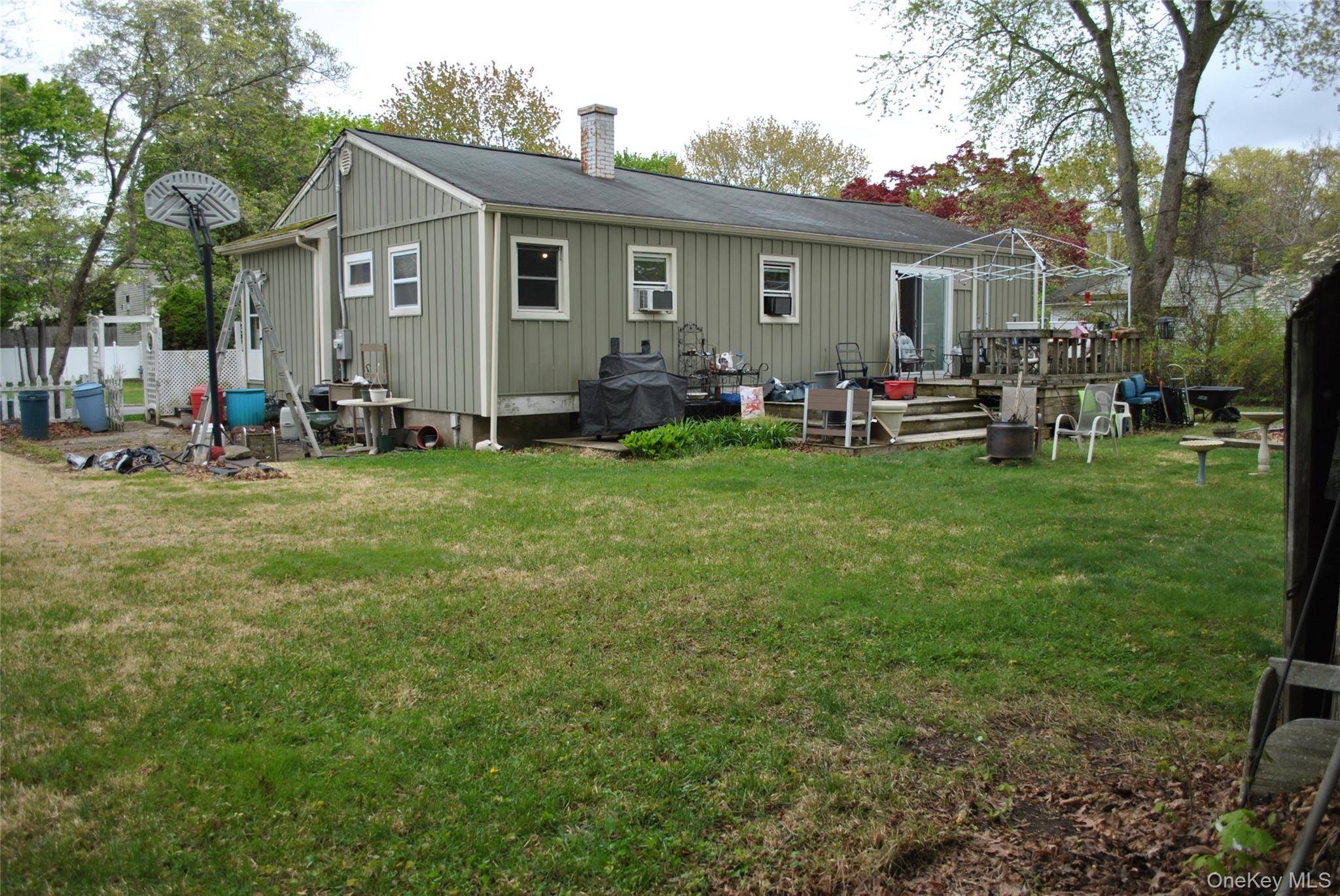 8 Shenandoah BLVD, Port Jefferson Station, NY 11776