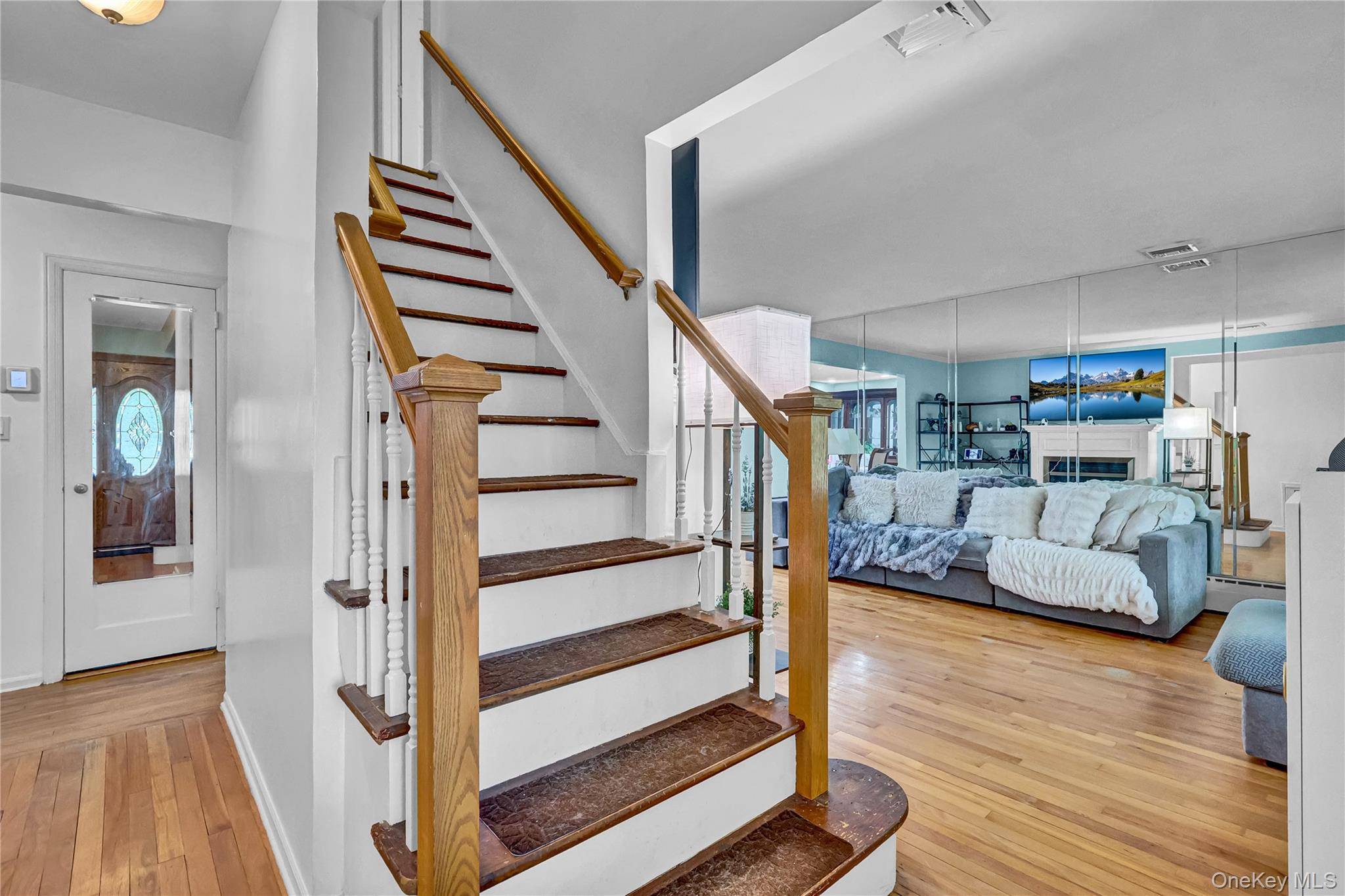 138 Norman DR, East Meadow, NY 11554