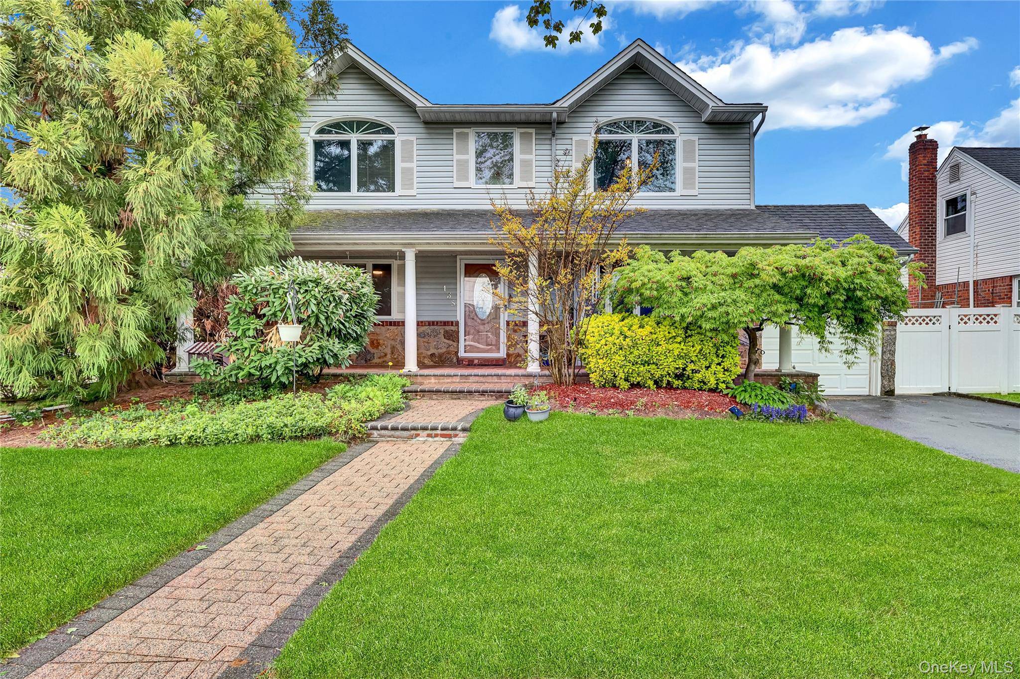 138 Norman DR, East Meadow, NY 11554