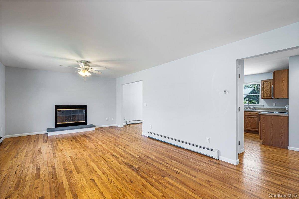 15A Sherman AVE, Hampton Bays, NY 11946