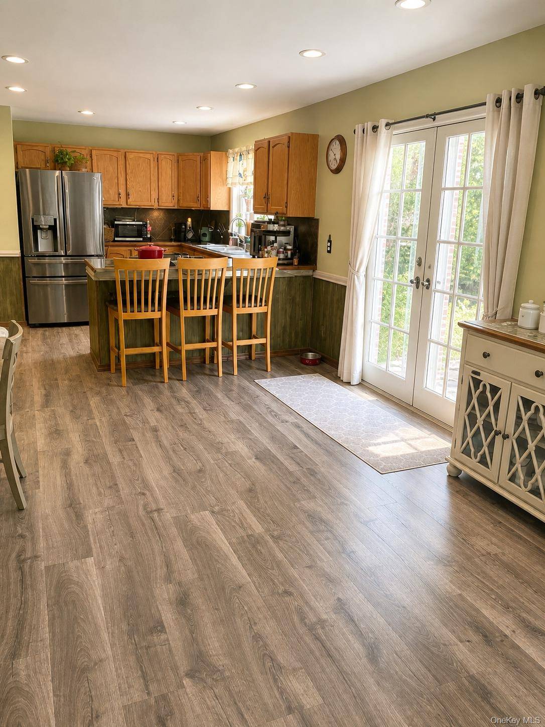 533 Montauk HWY, Westhampton Beach, NY 11978