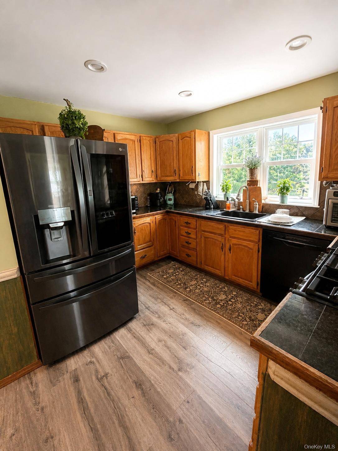 533 Montauk HWY, Westhampton Beach, NY 11978