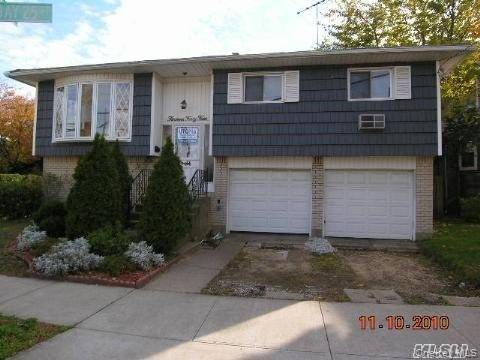 1344 Bay 25th ST, Far Rockaway, NY 11691