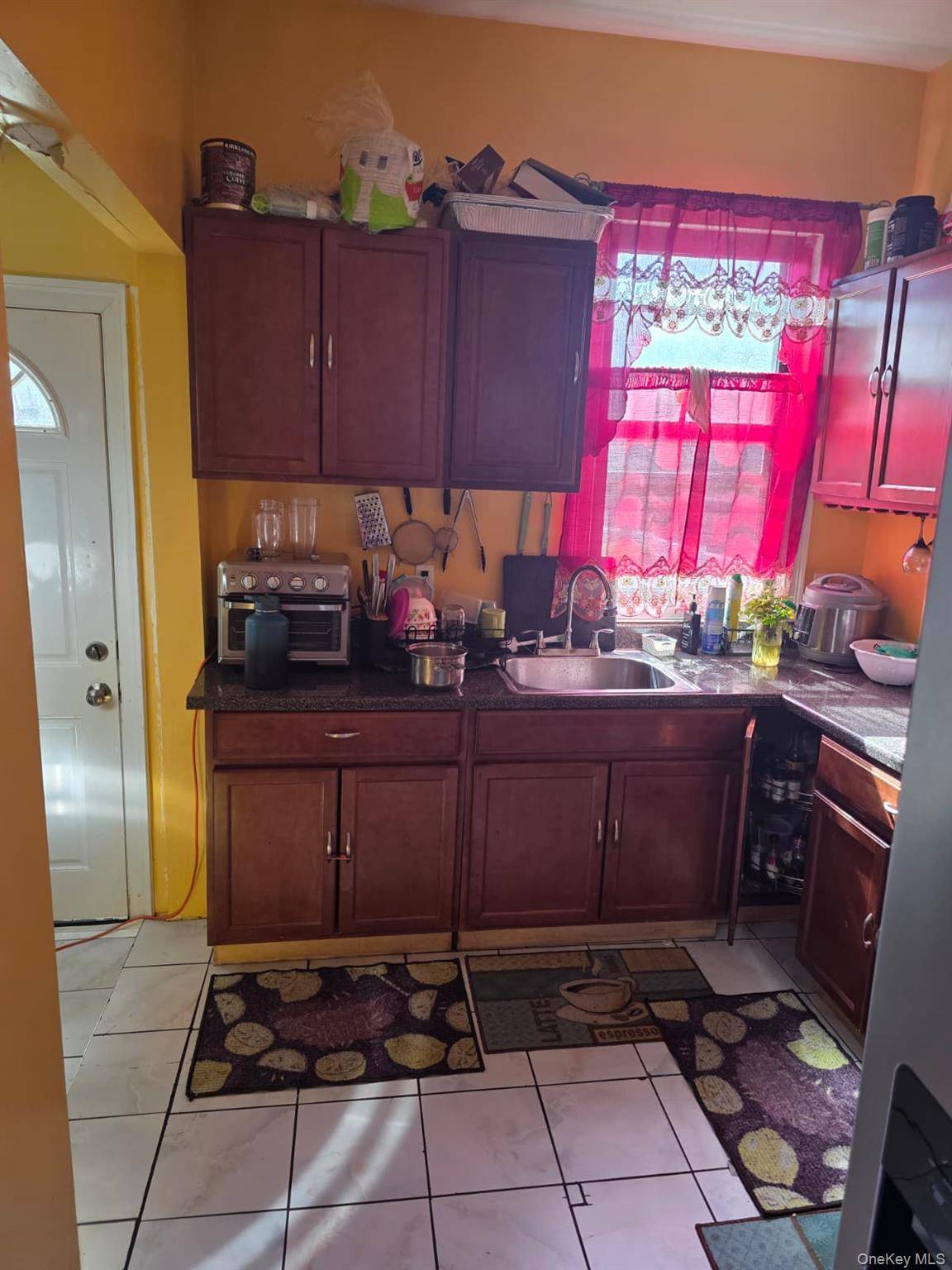 124 S 11th AVE, Mount Vernon, NY 10550
