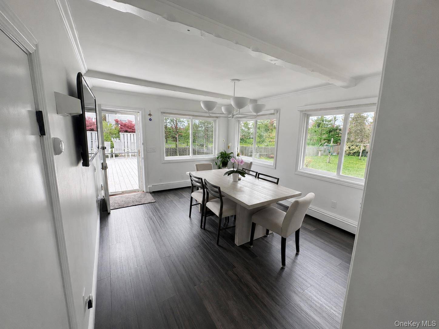 531 Montauk HWY, Westhampton Beach, NY 11978