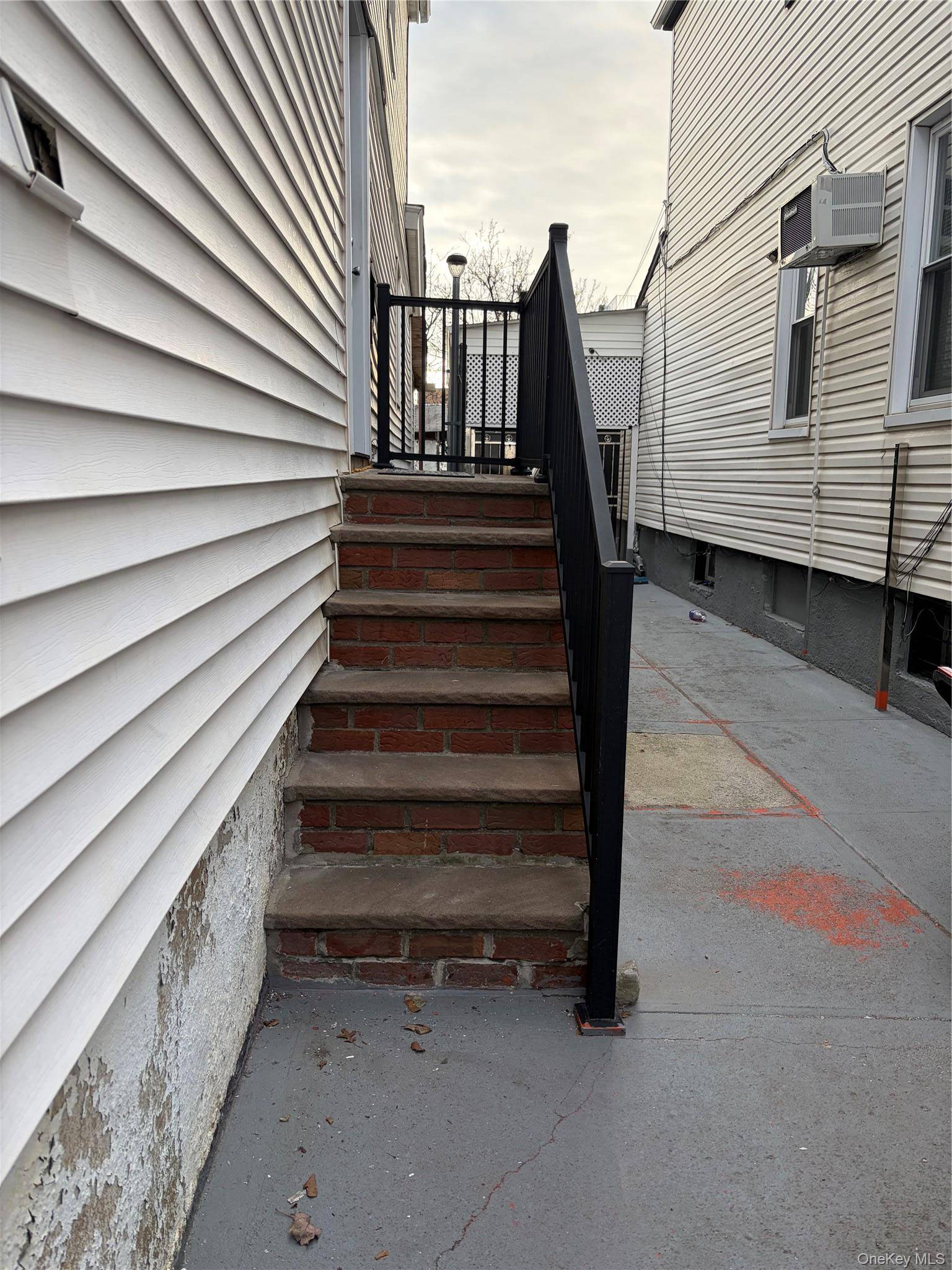 10492 129th ST, Richmond Hill S., NY 11419