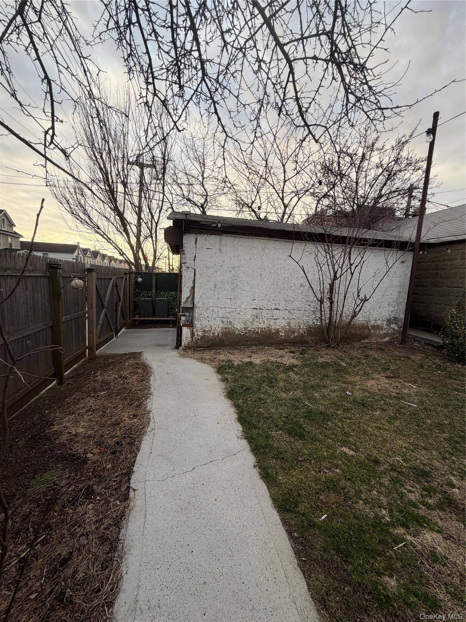 10492 129th ST, Richmond Hill S., NY 11419