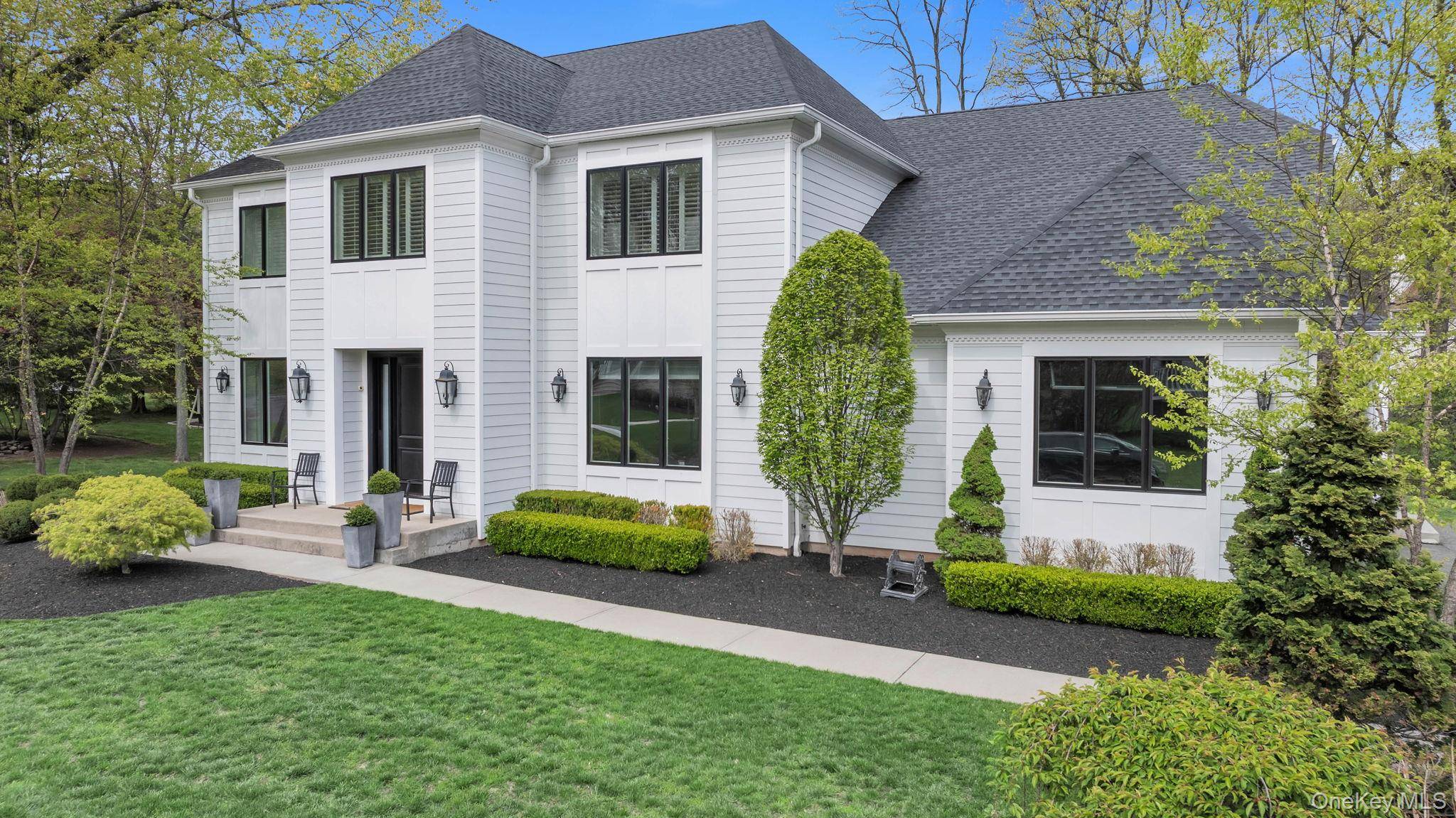 12 Dalewood DR, Suffern, NY 10901