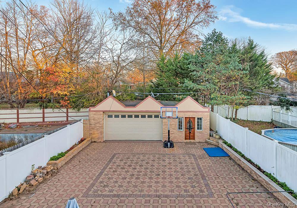17624 Kildare RD, Jamaica Estates, NY 11432